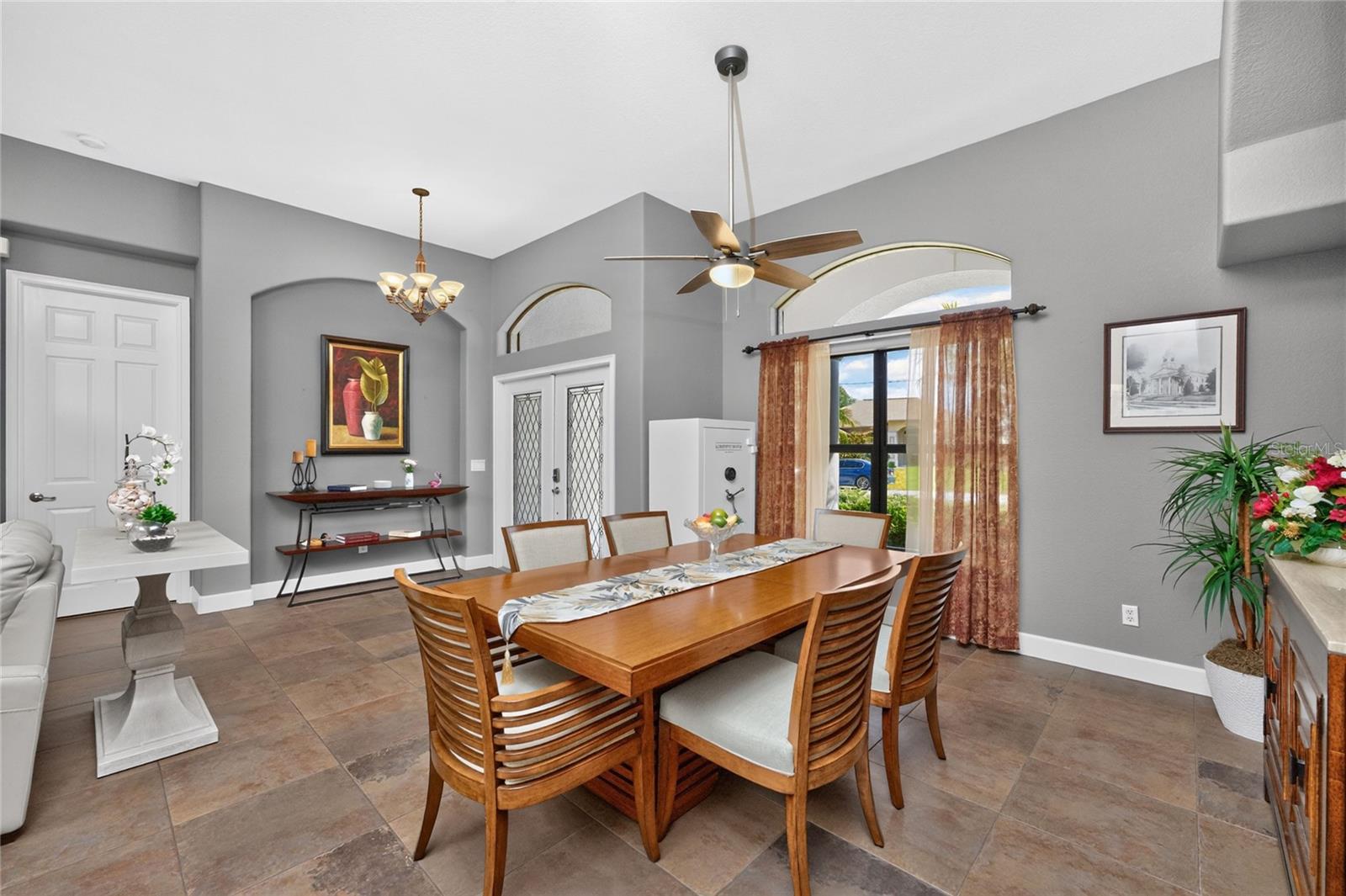 25279 Punta Madryn Ave Property Photo 8
