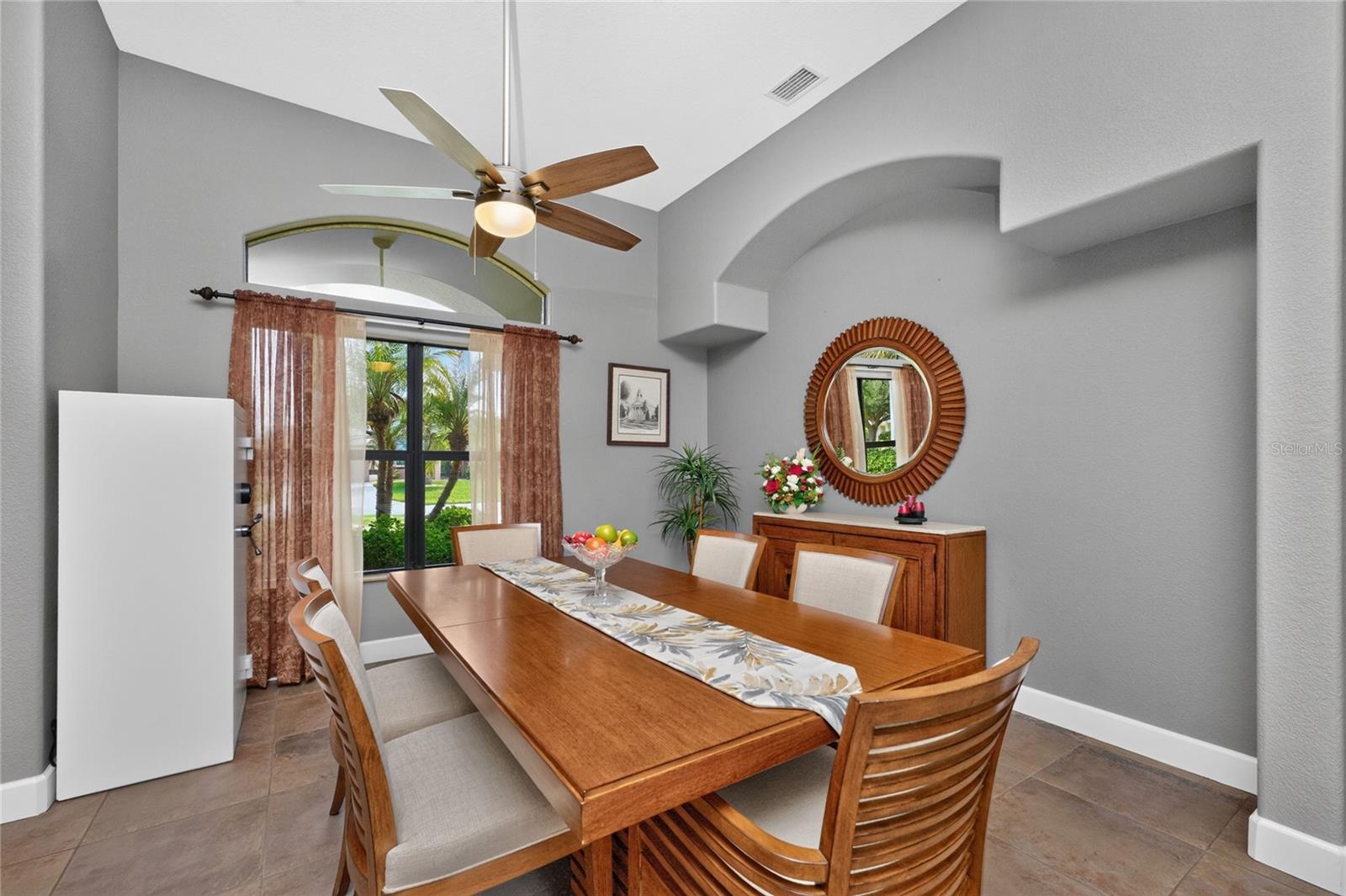25279 Punta Madryn Ave Property Photo 9