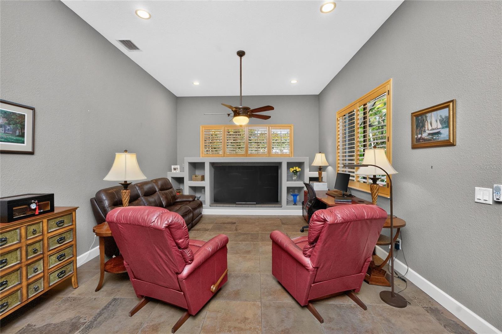 25279 Punta Madryn Ave Property Photo 18