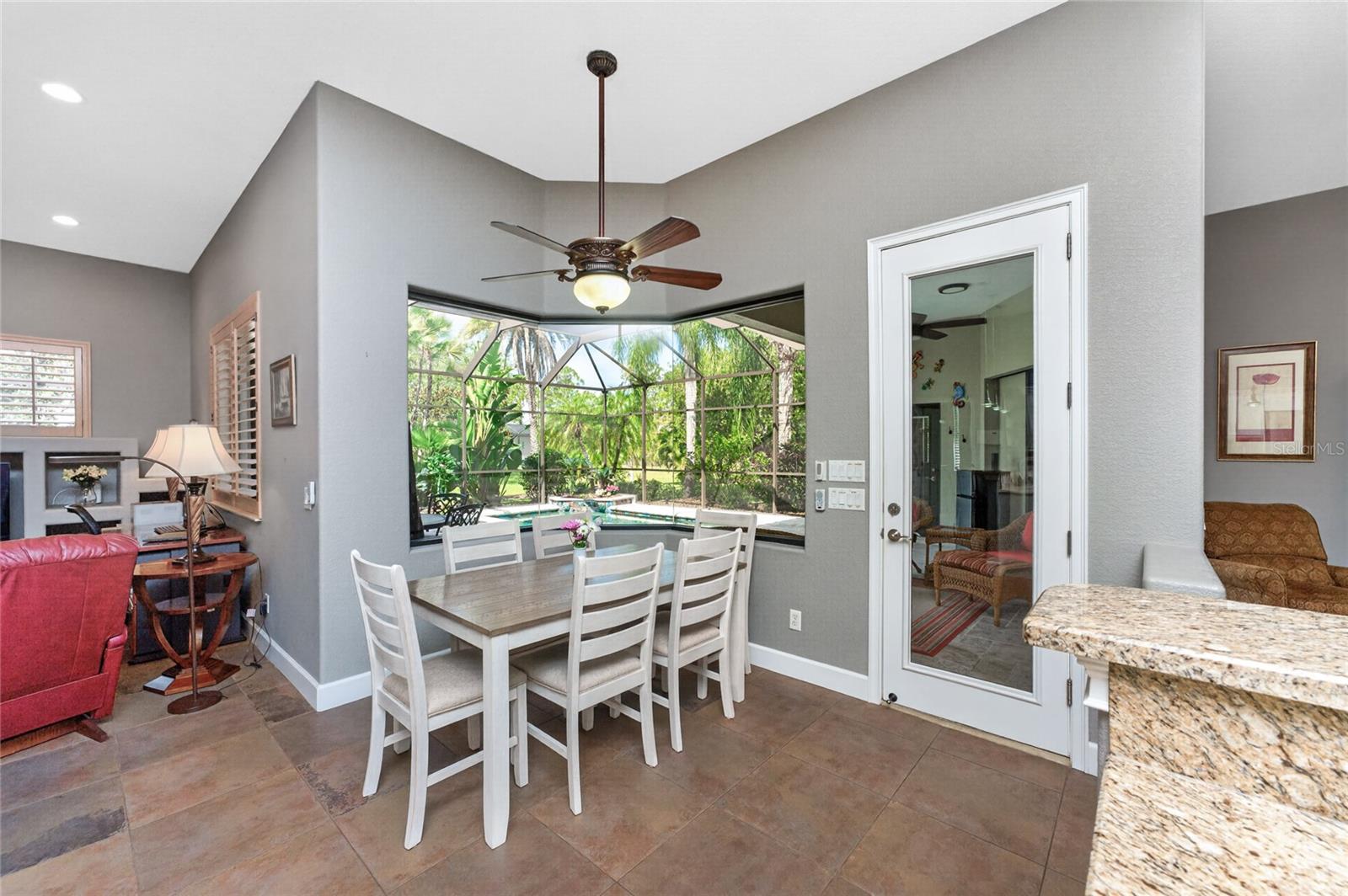 25279 Punta Madryn Ave Property Photo 19