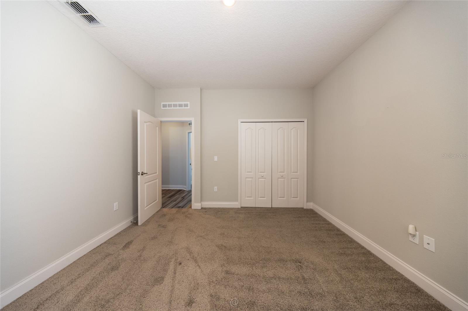 21 Lancelot Dr Property Photo 28