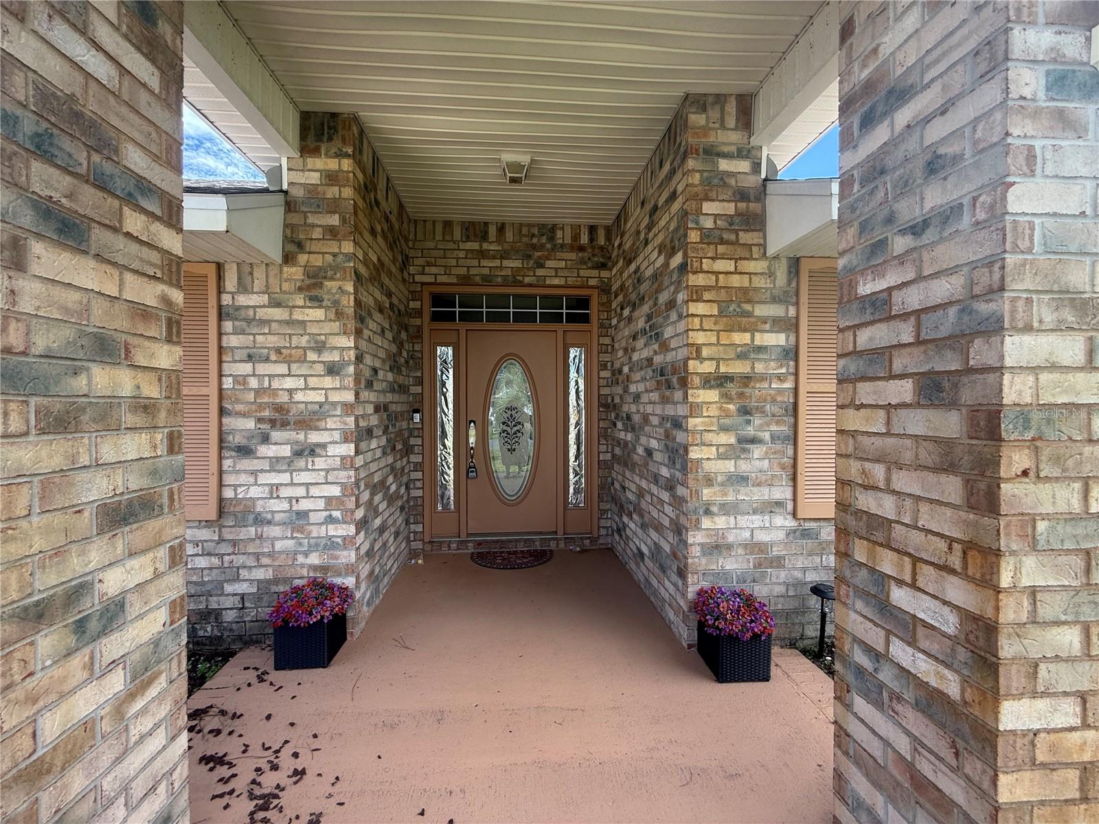 4 Ballard Ln Property Photo 2