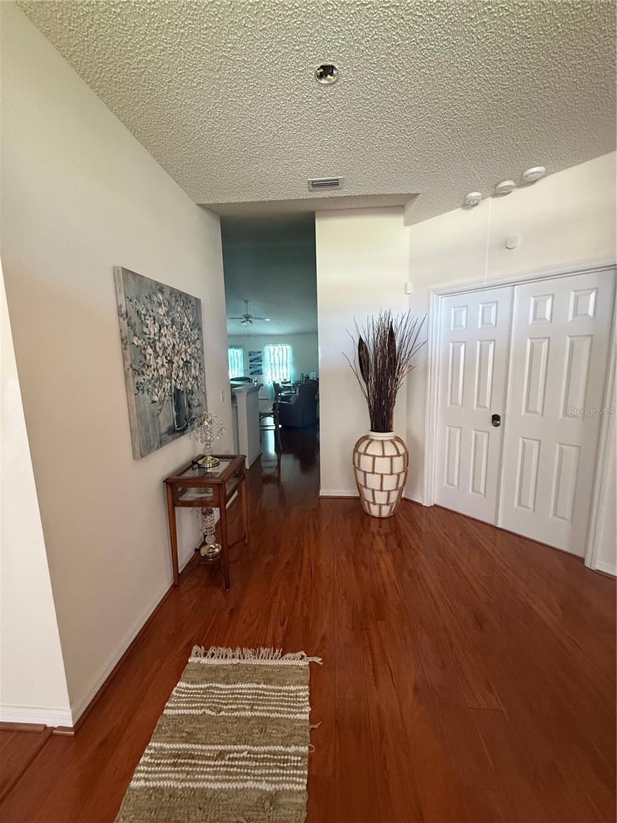 4 Ballard Ln Property Photo 3
