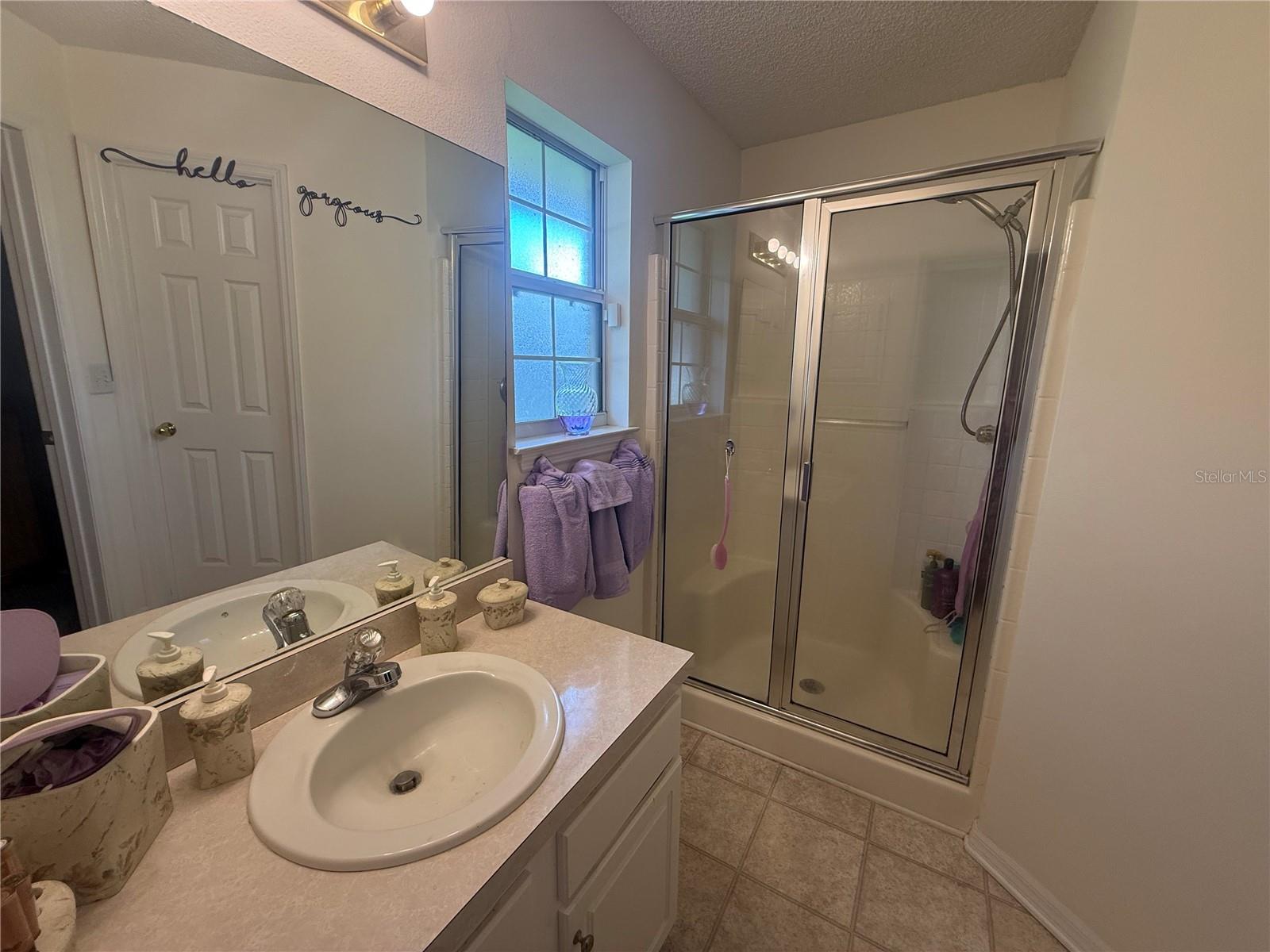 4 Ballard Ln Property Photo 14