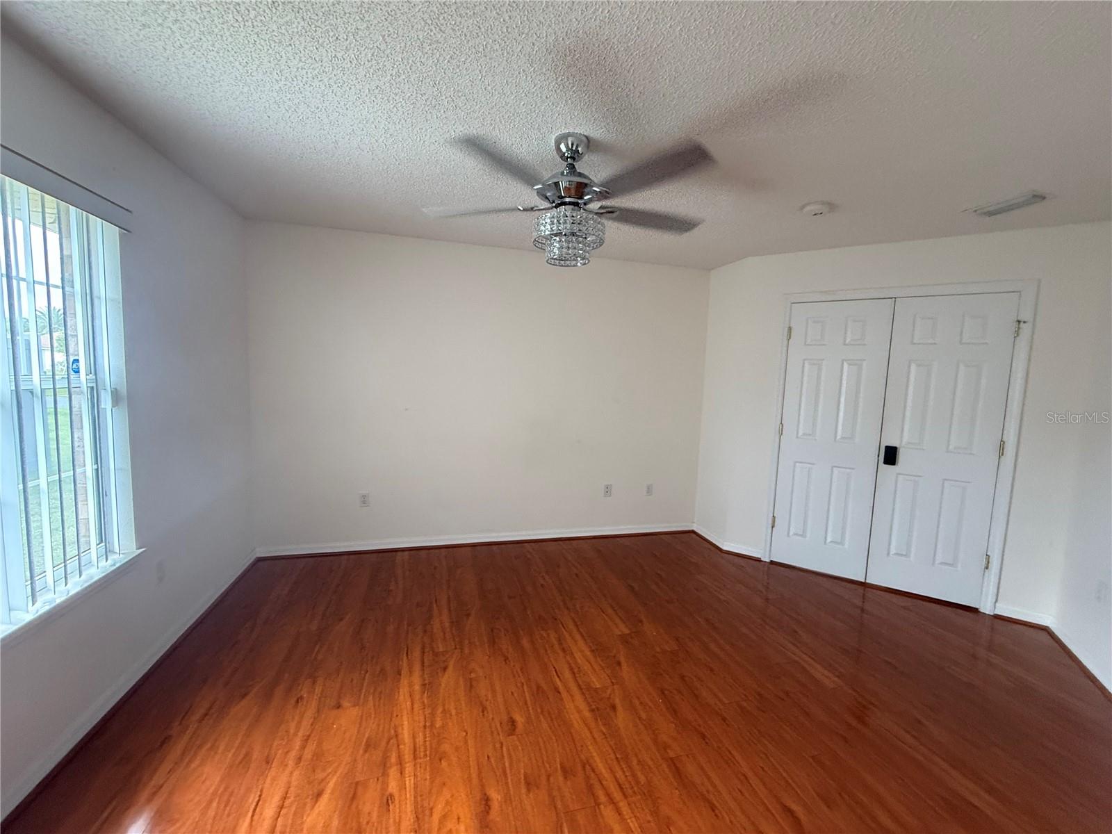 4 Ballard Ln Property Photo 17