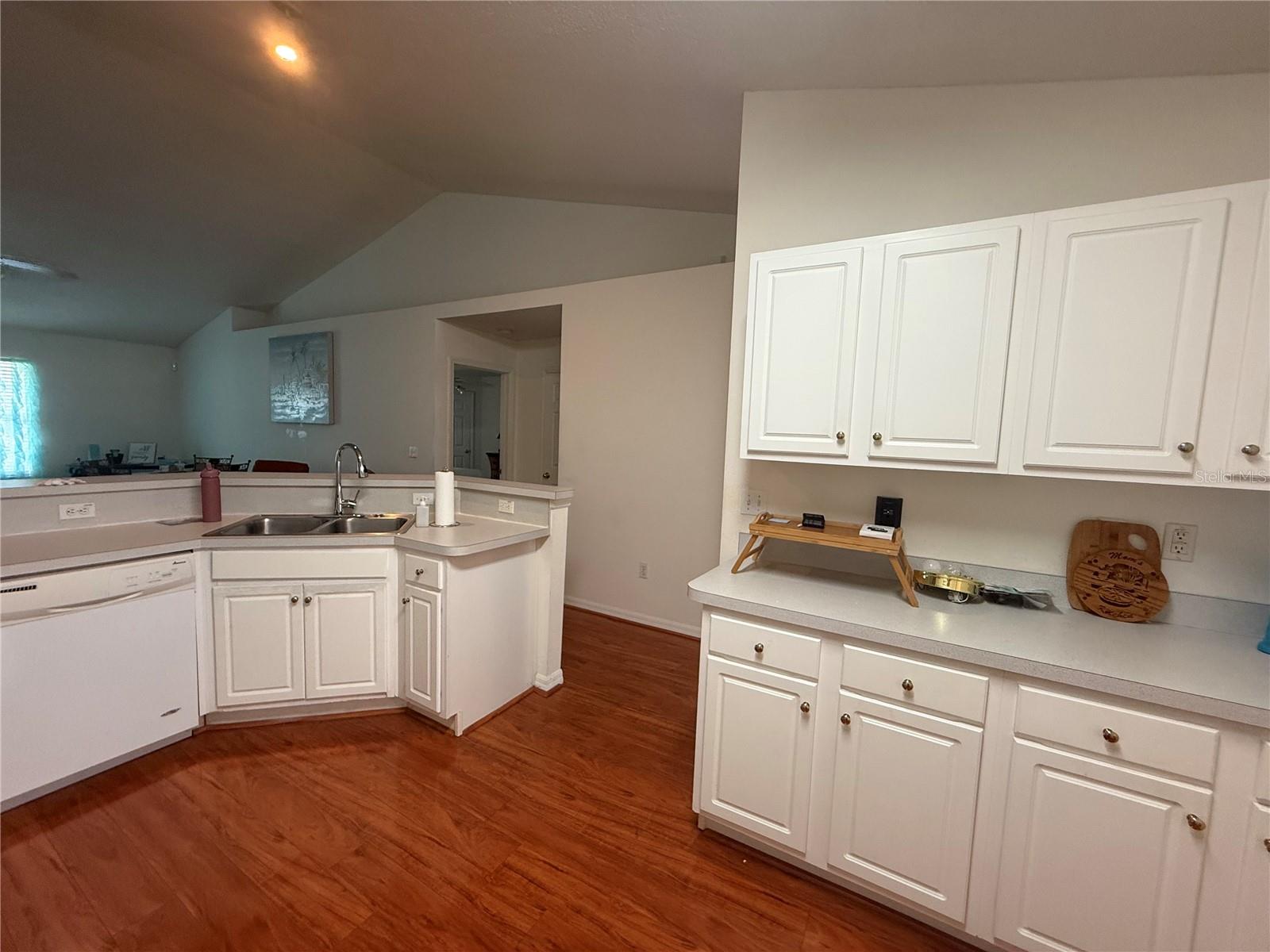 4 Ballard Ln Property Photo 23