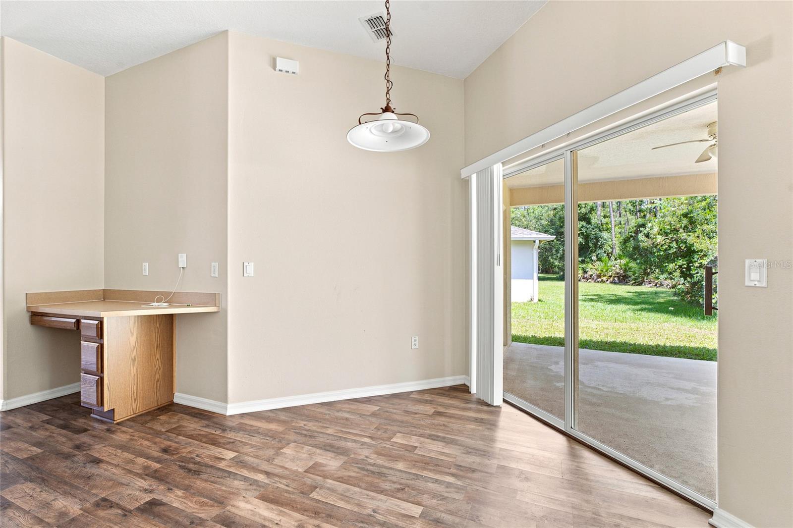 103 Woodside Dr Property Photo 16