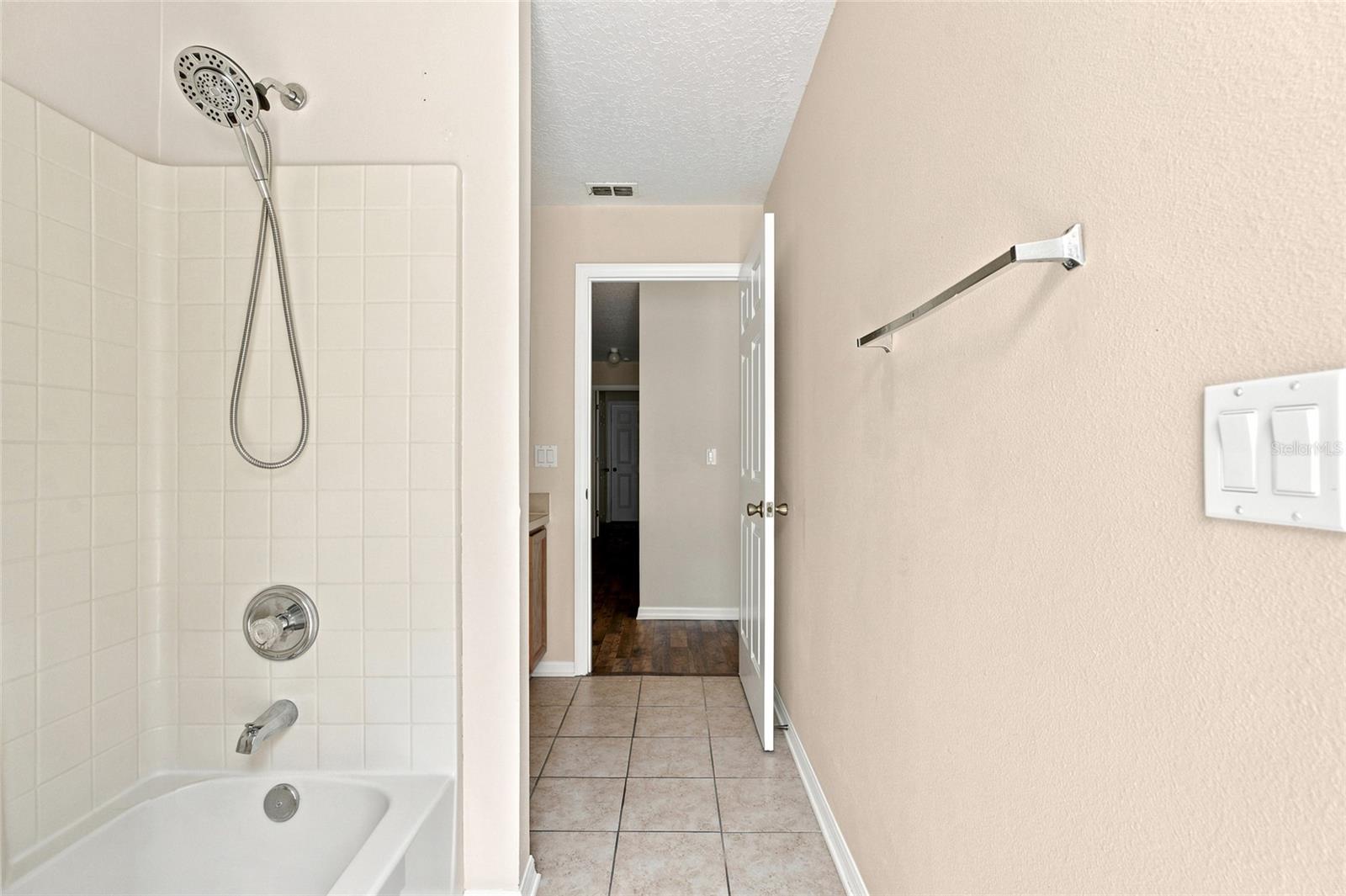 103 Woodside Dr Property Photo 18