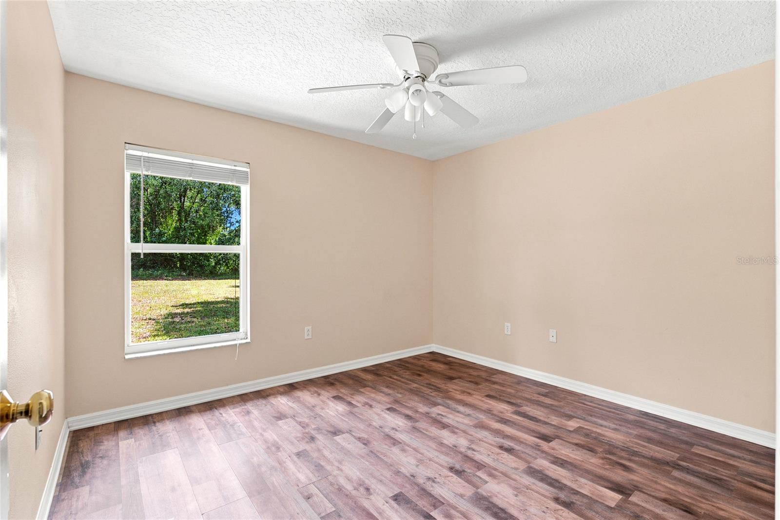 103 Woodside Dr Property Photo 24