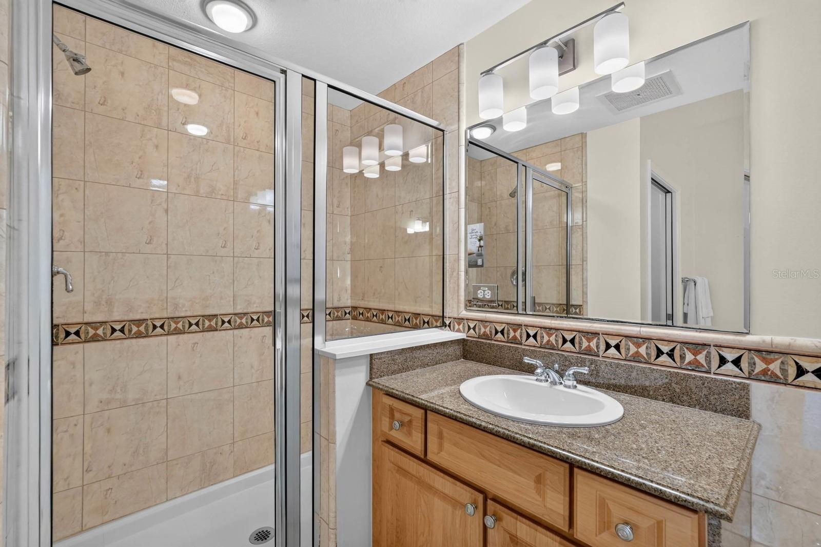200 Ocean Crest Dr #116 Property Photo 18