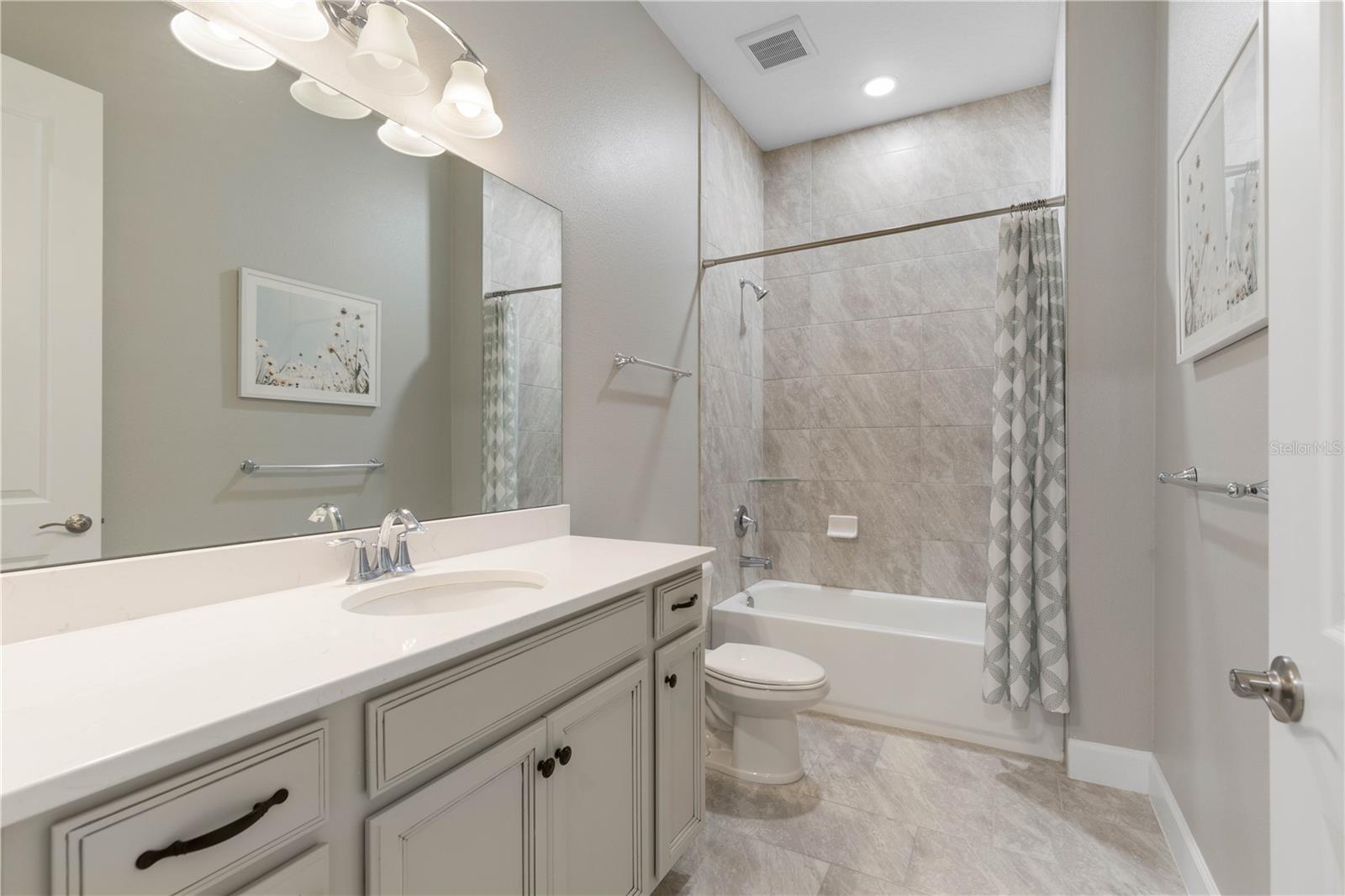 41 Riverview Bnd N Property Photo 35