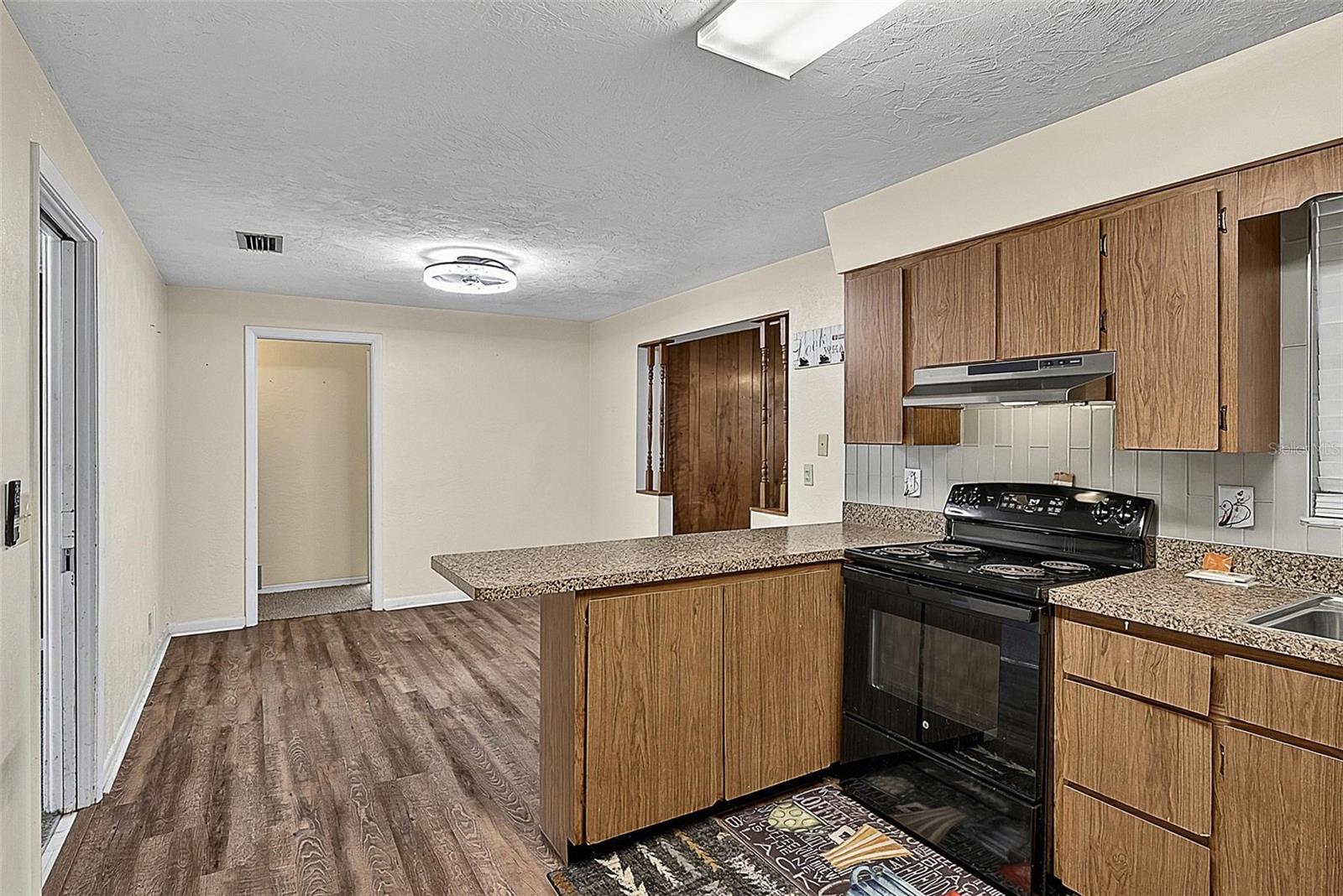 1508 Wildrose Ln Property Photo 16