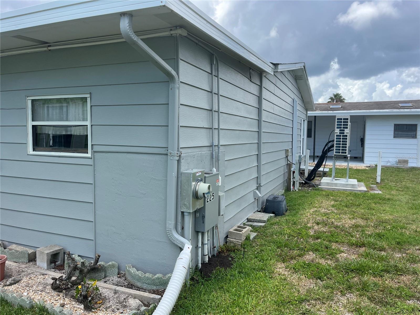 225 Starboard Dr Property Photo 8