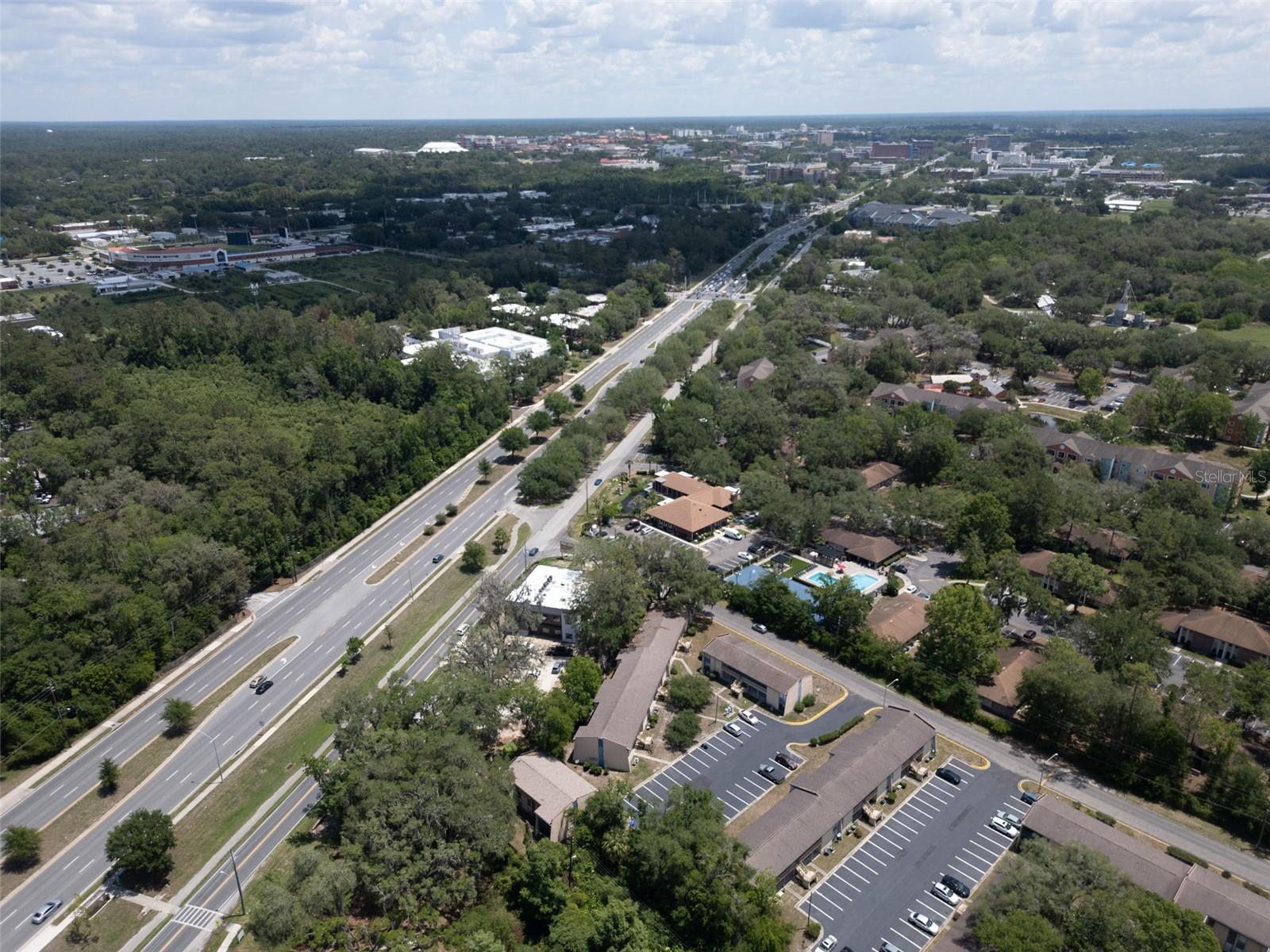 2811 Sw Archer Rd #c18 Property Photo 3