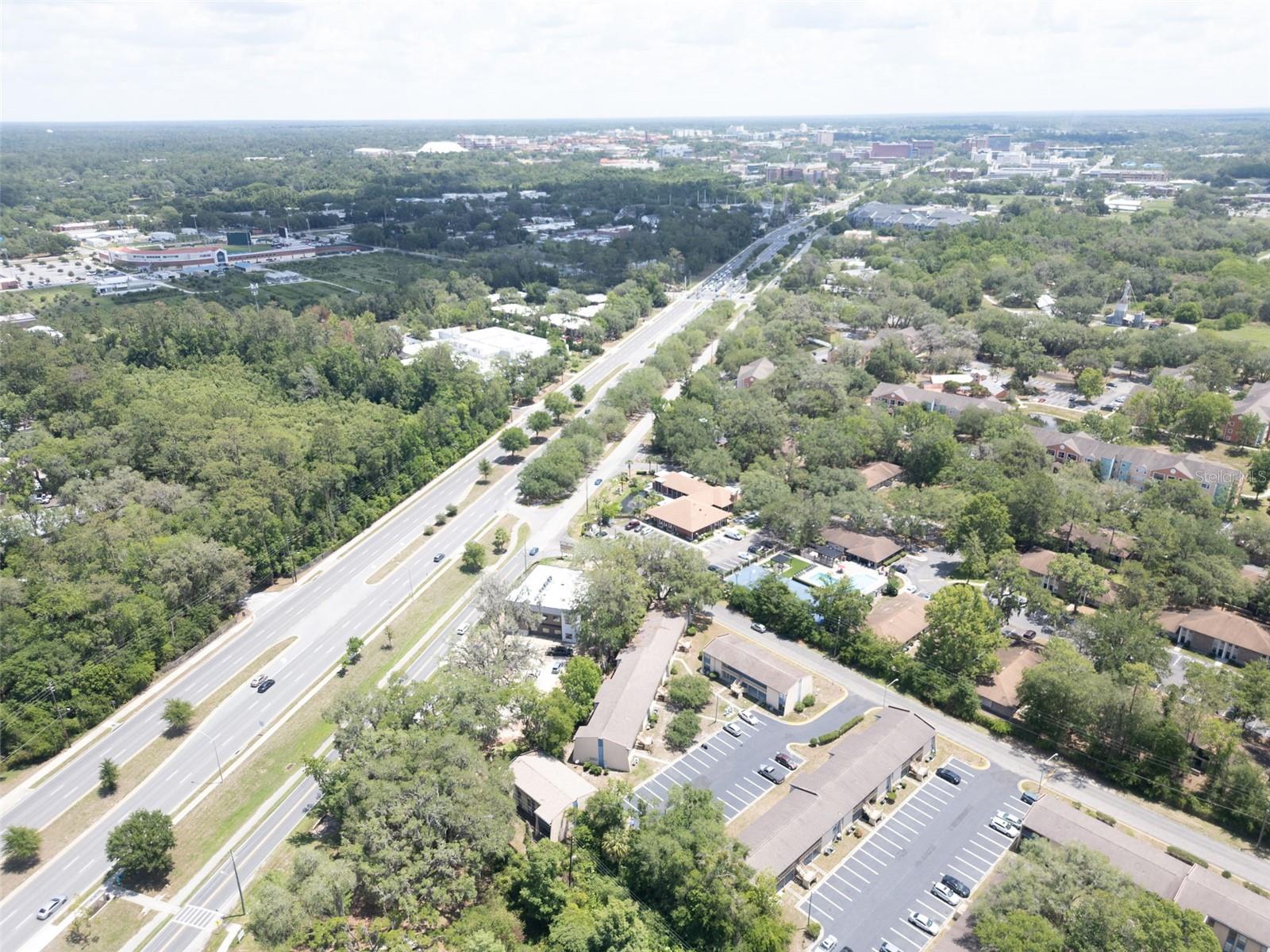 2811 Sw Archer Rd #c18 Property Photo 4