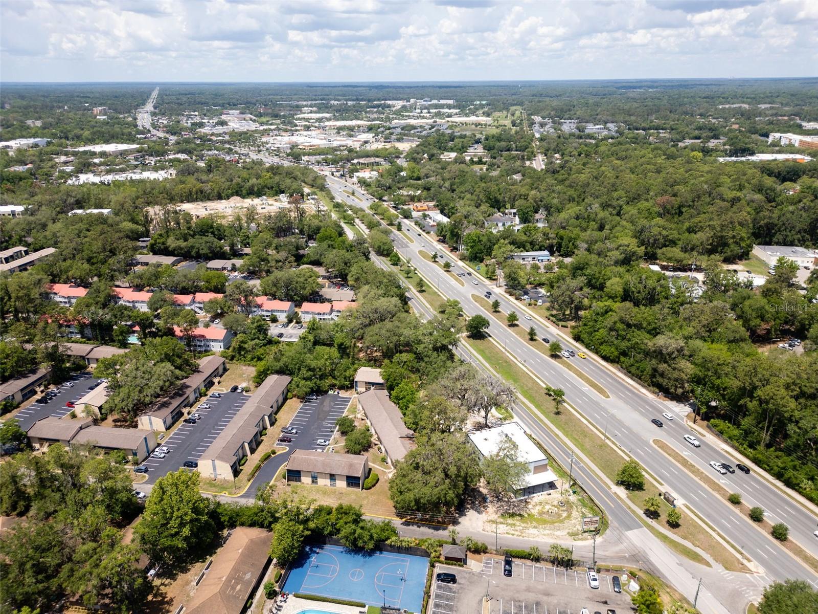 2811 Sw Archer Rd #c18 Property Photo 6