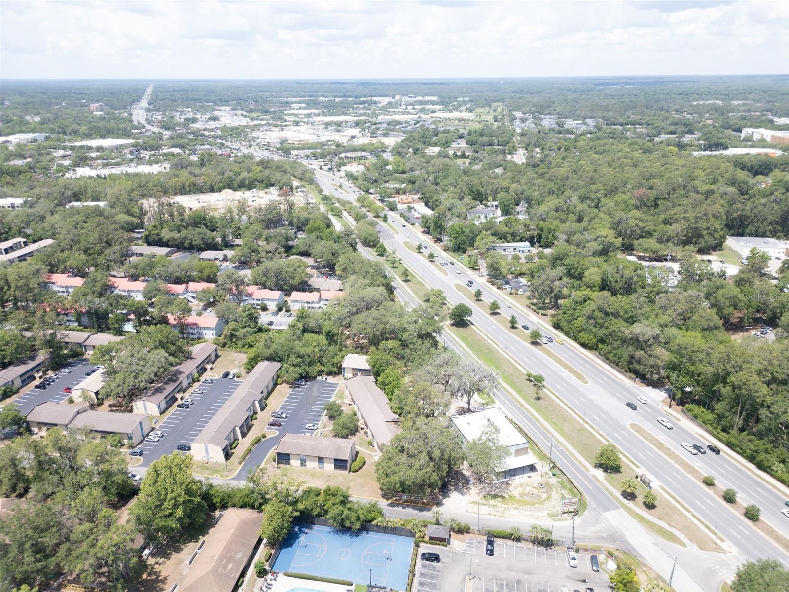 2811 Sw Archer Rd #c18 Property Photo 8