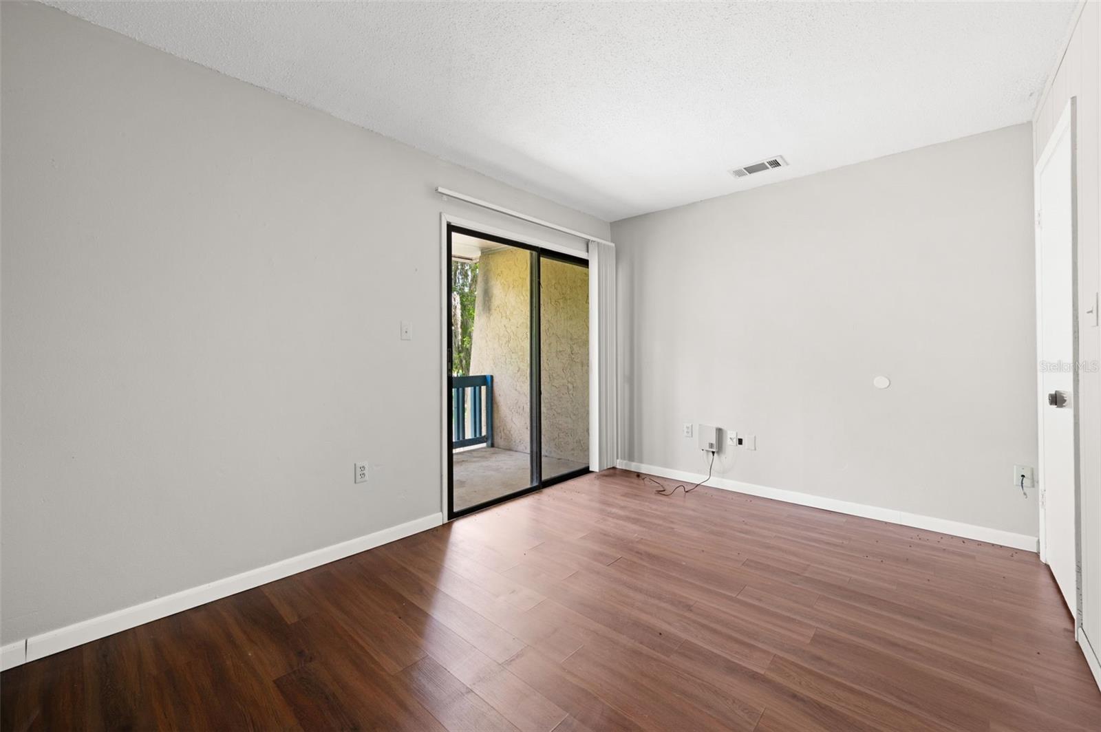 2811 Sw Archer Rd #c18 Property Photo 22