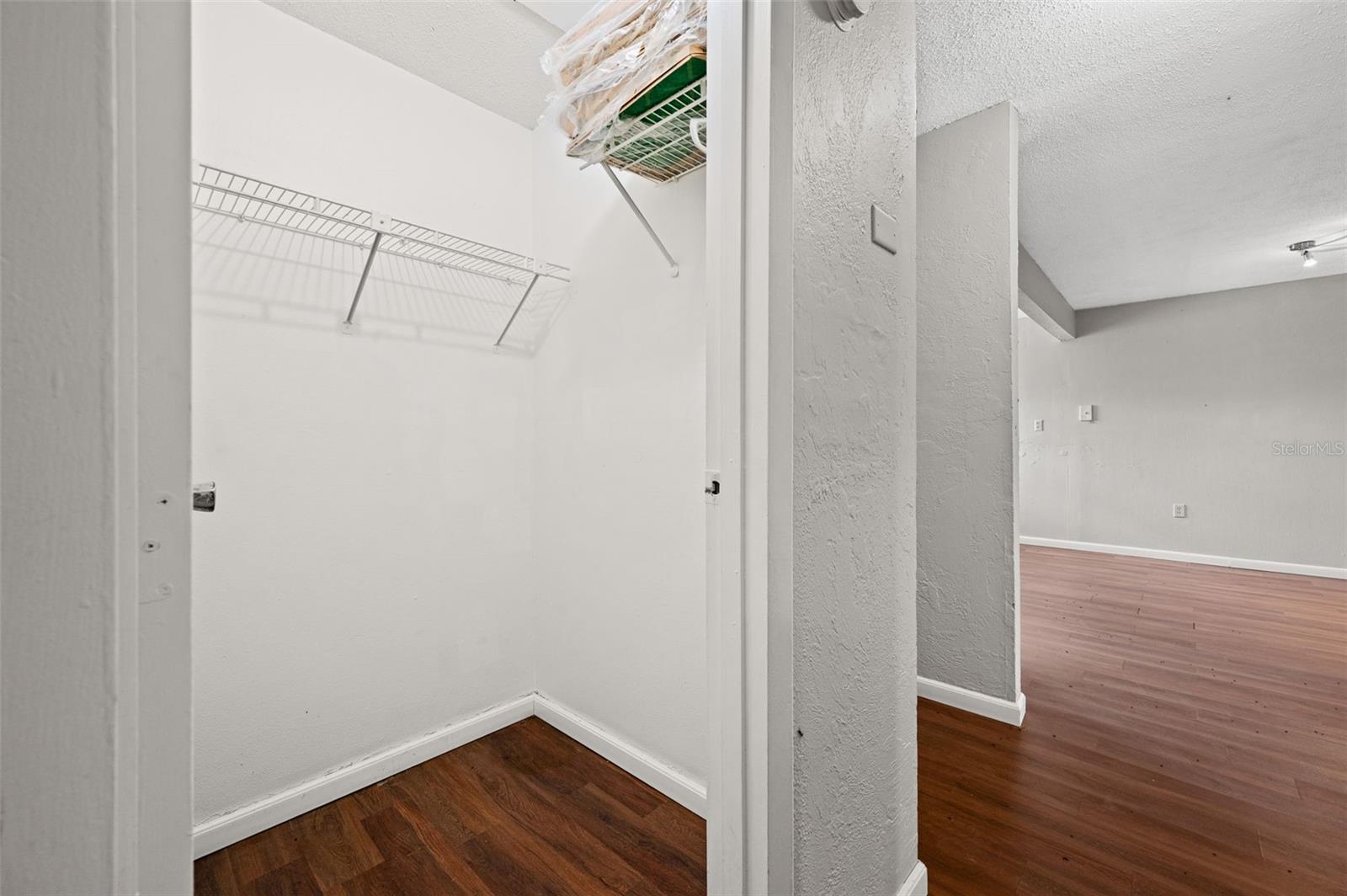 2811 Sw Archer Rd #c18 Property Photo 32