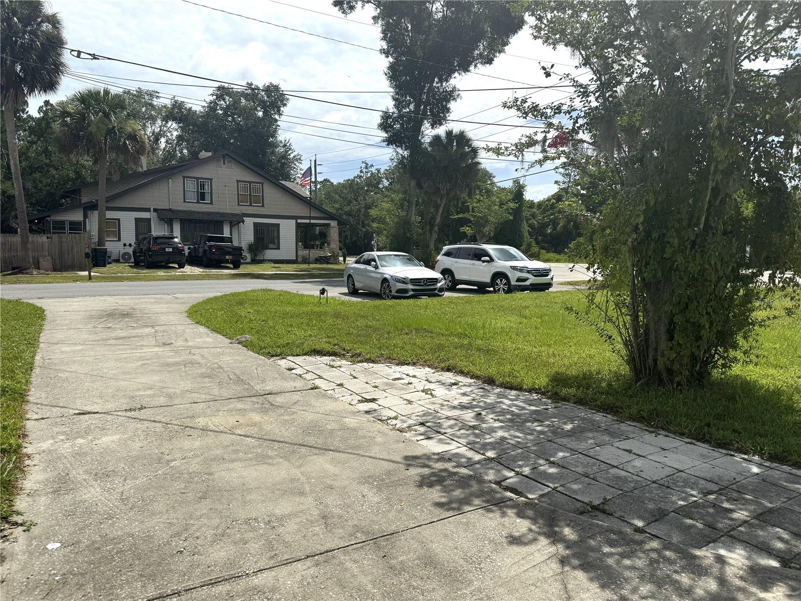 904 E Moody Blvd Property Photo 30