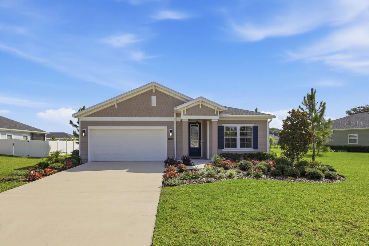 2110 RAGLAN CIR