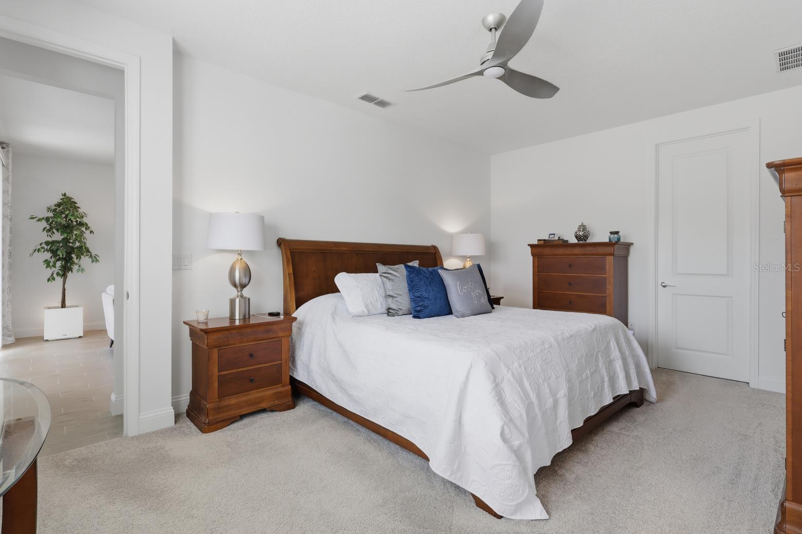 2110 Raglan Cir Property Photo 16
