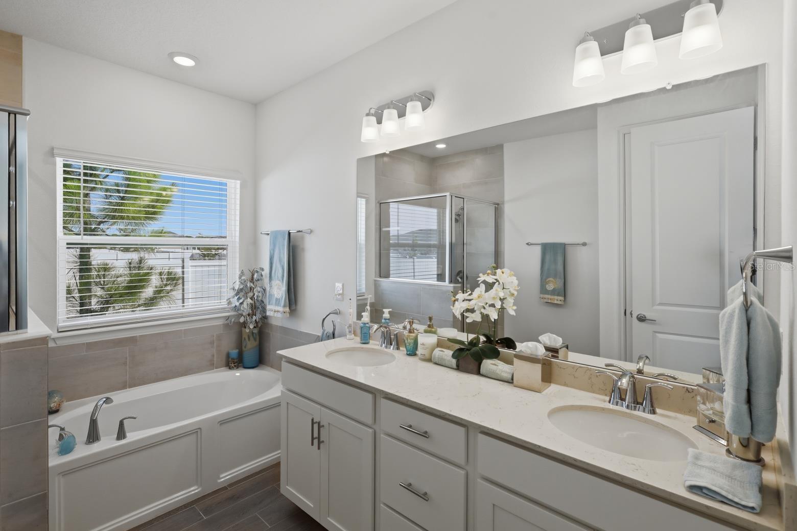 2110 Raglan Cir Property Photo 18