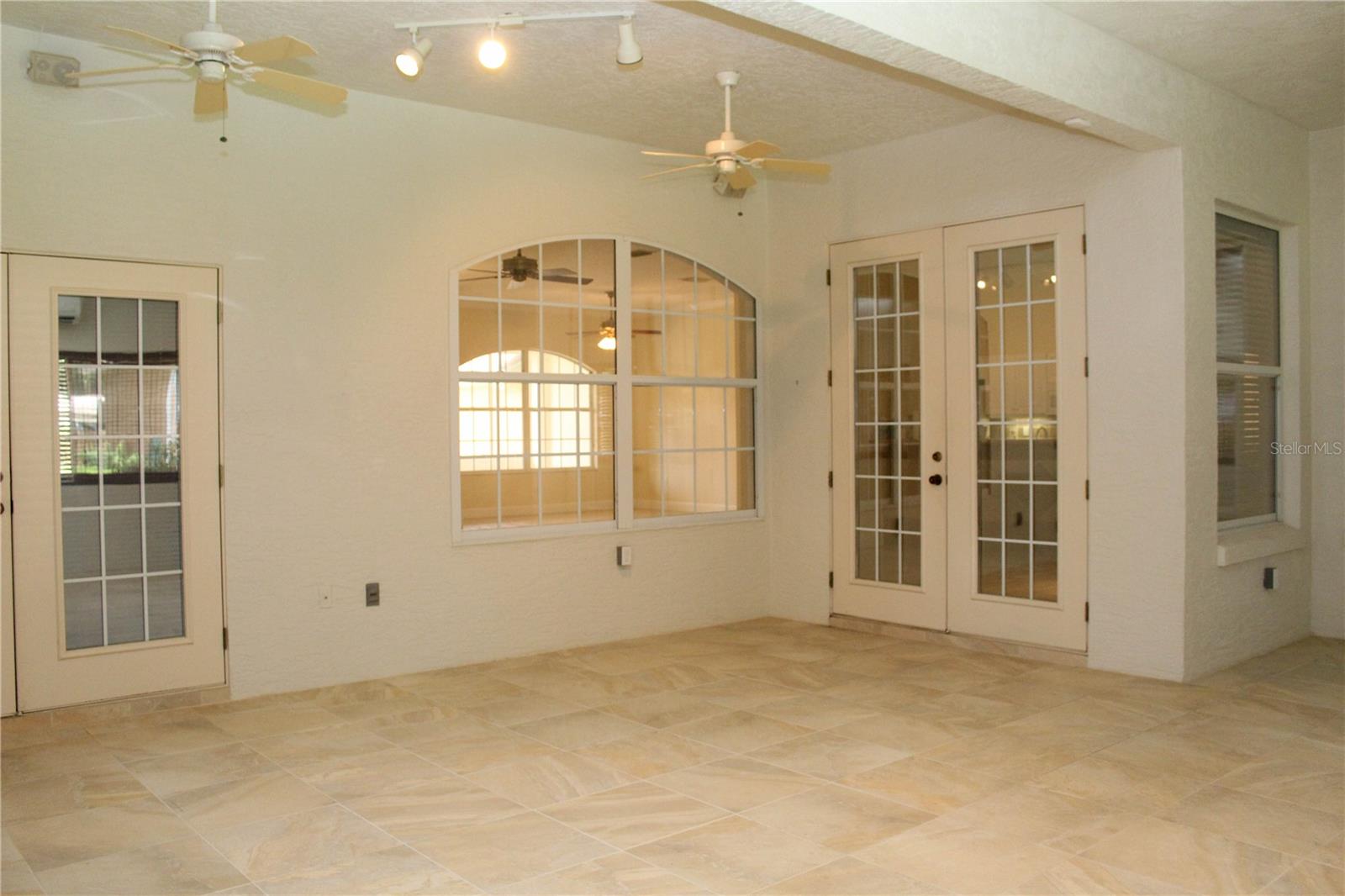 751 Calle Grande St Property Photo 5
