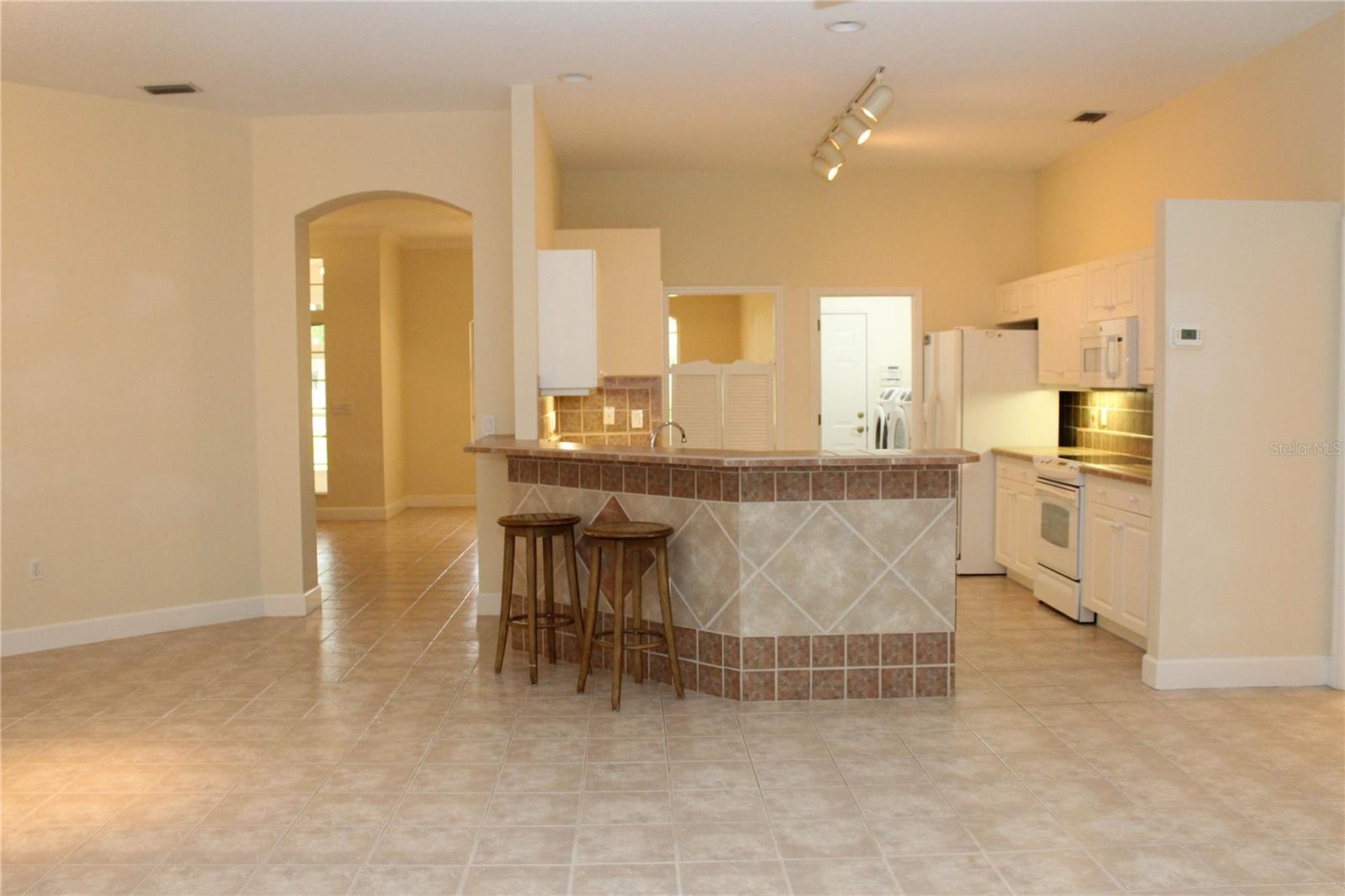 751 Calle Grande St Property Photo 10