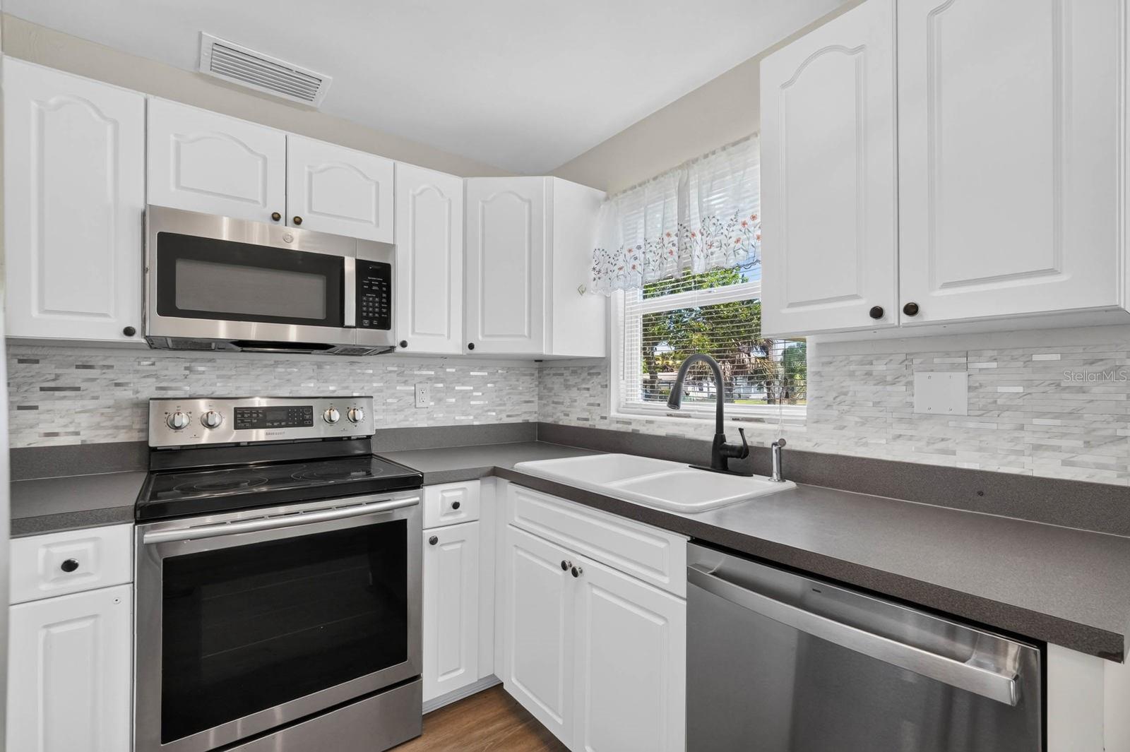 94 Rogers Park Dr Property Photo 13