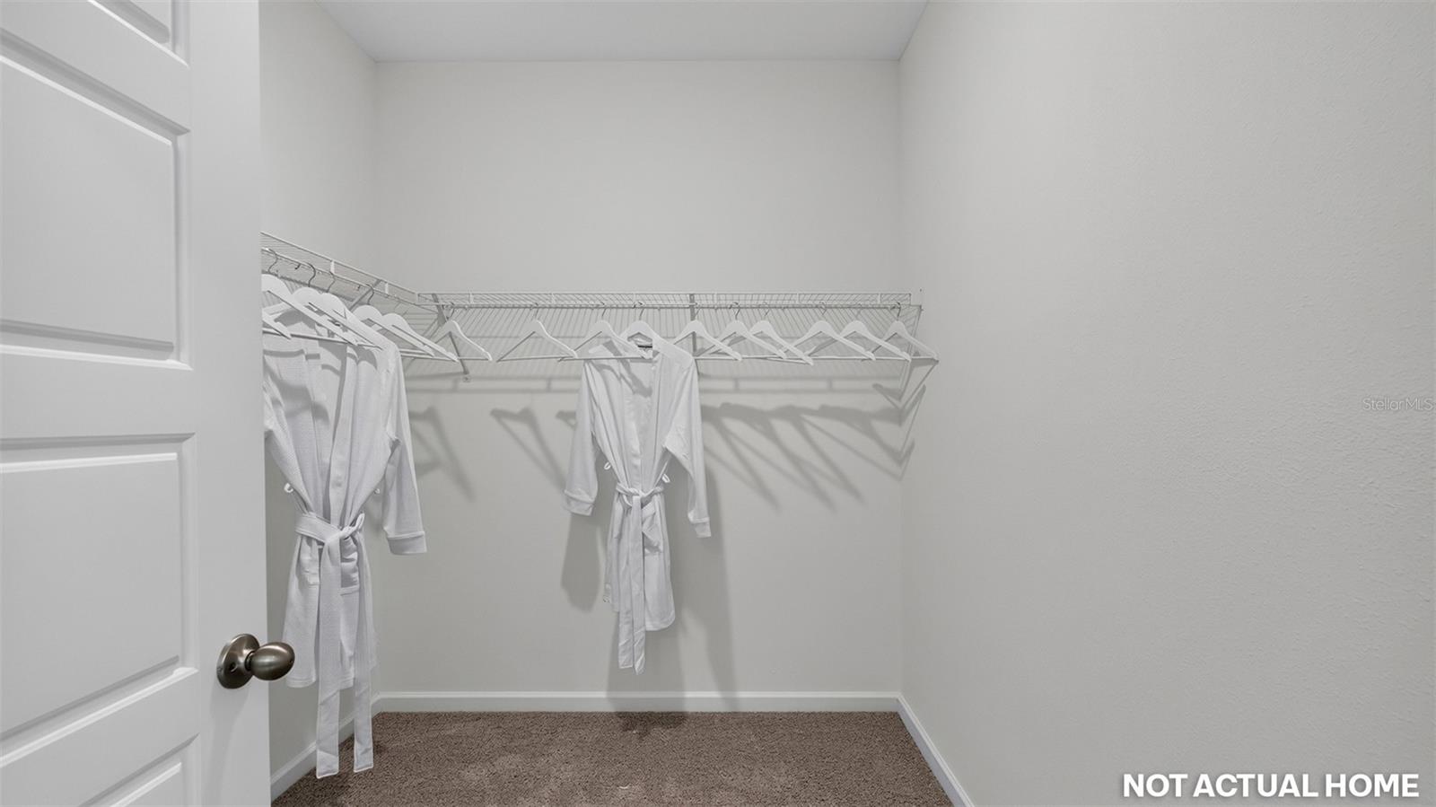 155 Springwood Dr Property Photo 21