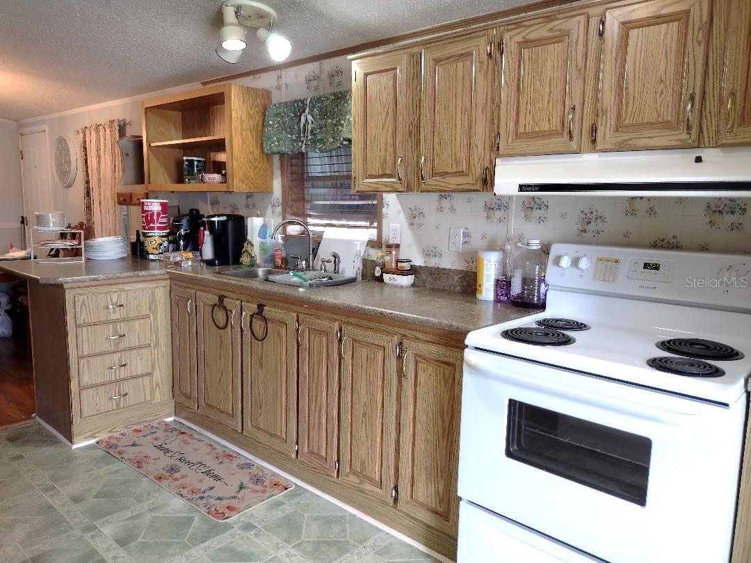 1176 County Road 305 Property Photo 2