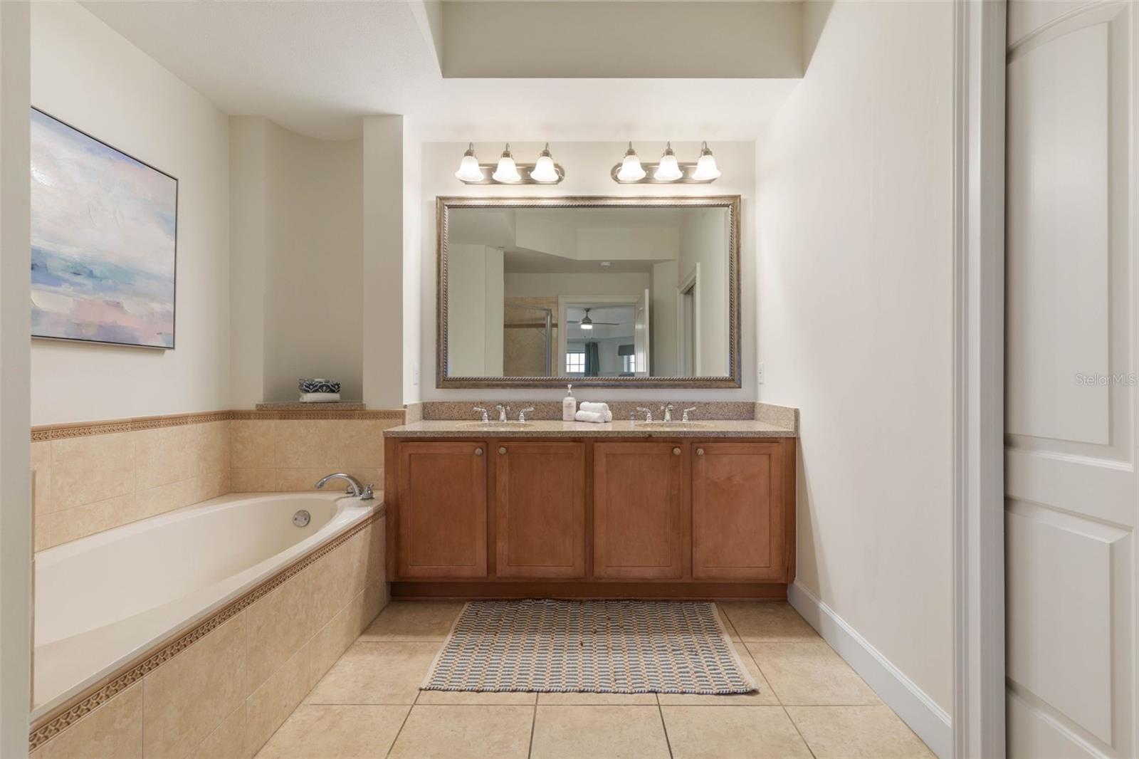 102 Yacht Harbor Dr #467 Property Photo 35