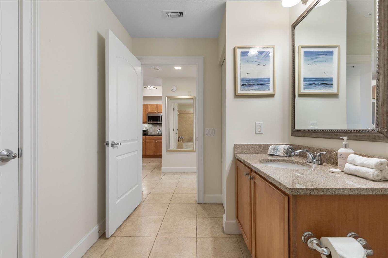 102 Yacht Harbor Dr #467 Property Photo 45