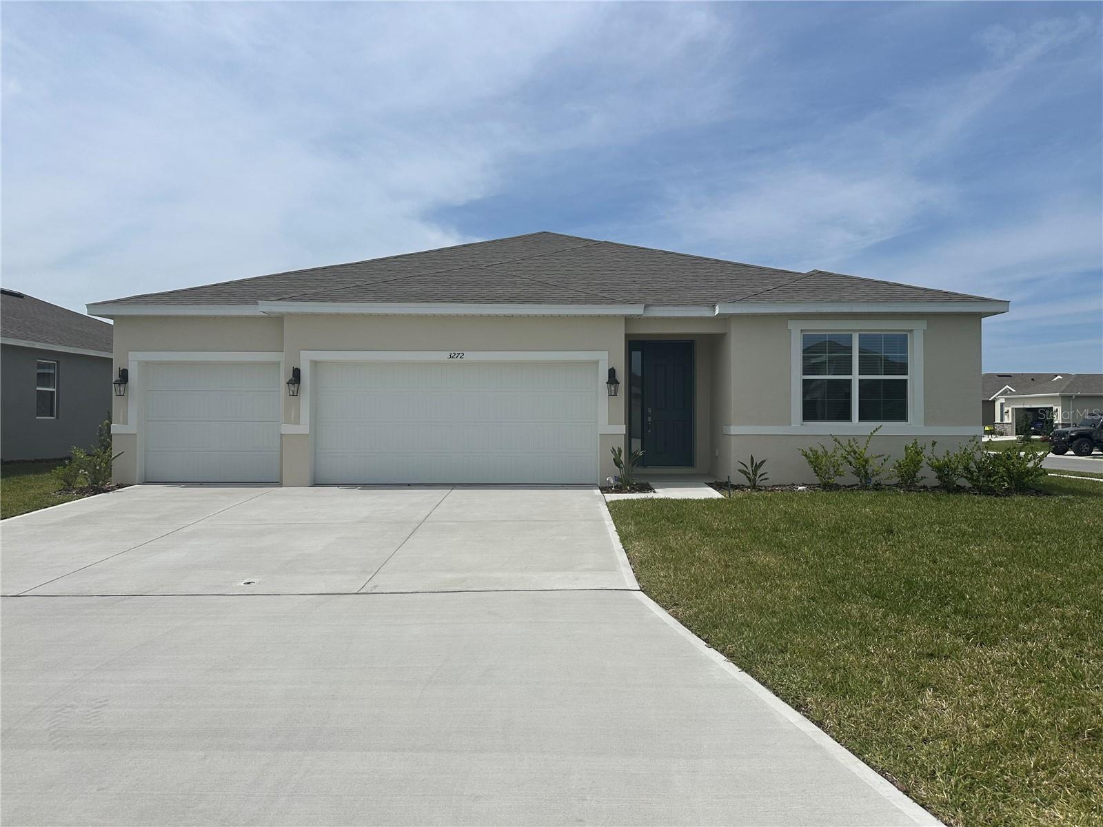 3272 ARCH AVE Property Photo 1