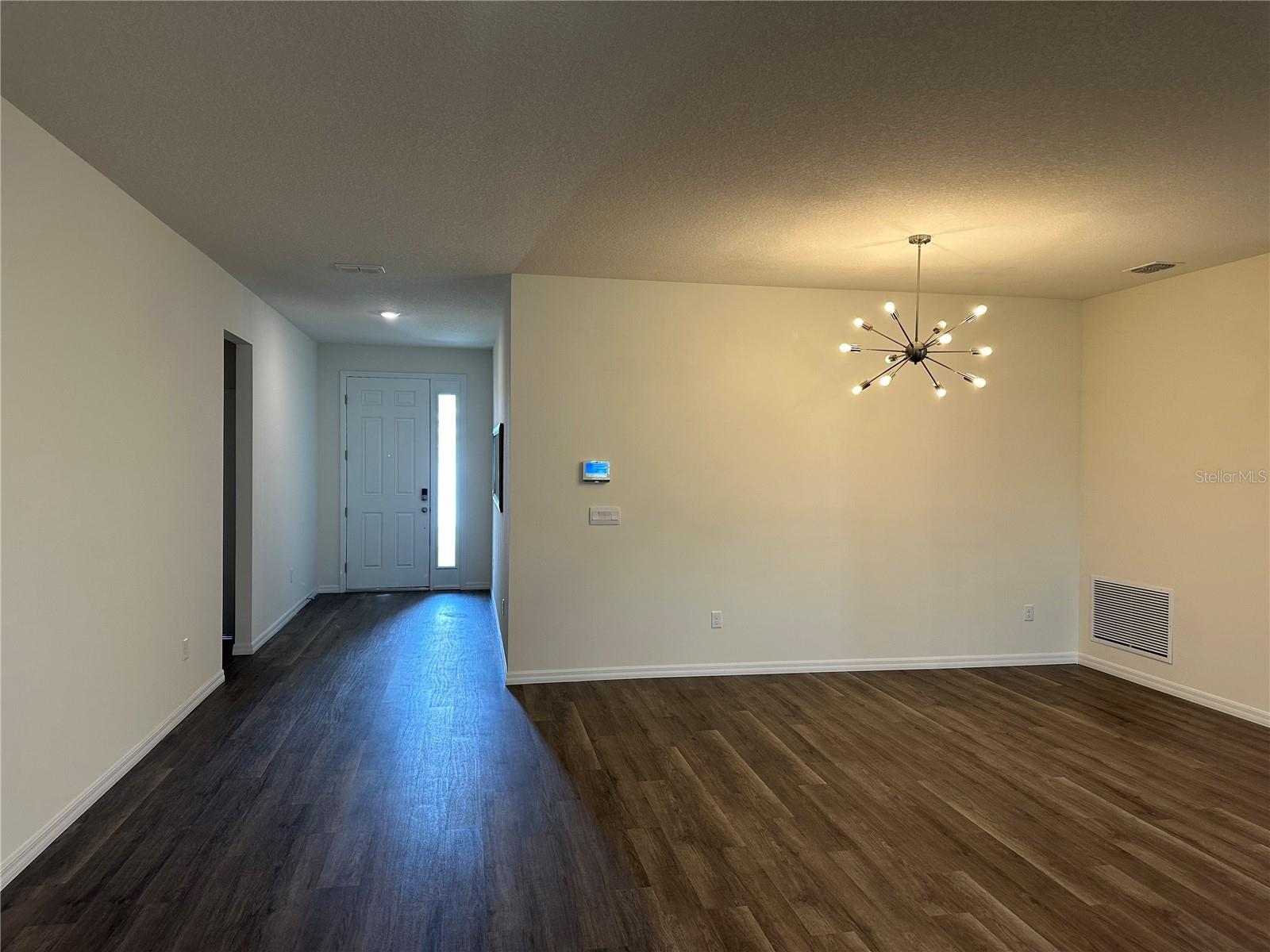 3272 Arch Ave Property Photo 4