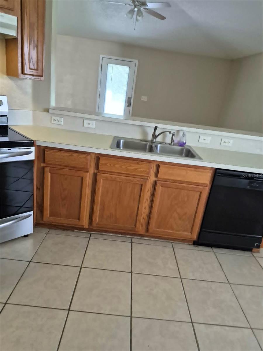 9 Sleepy Hollow Trl Property Photo 6