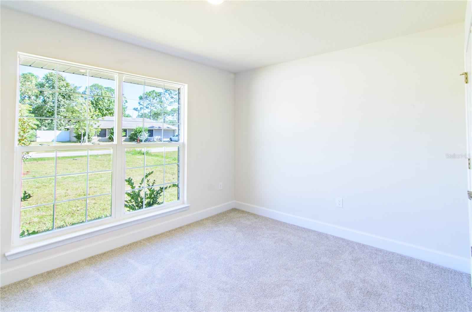57 Radcliffe Dr Property Photo 28