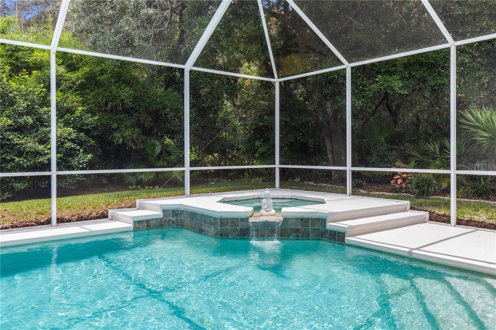 9 Via Verona Property Photo 4