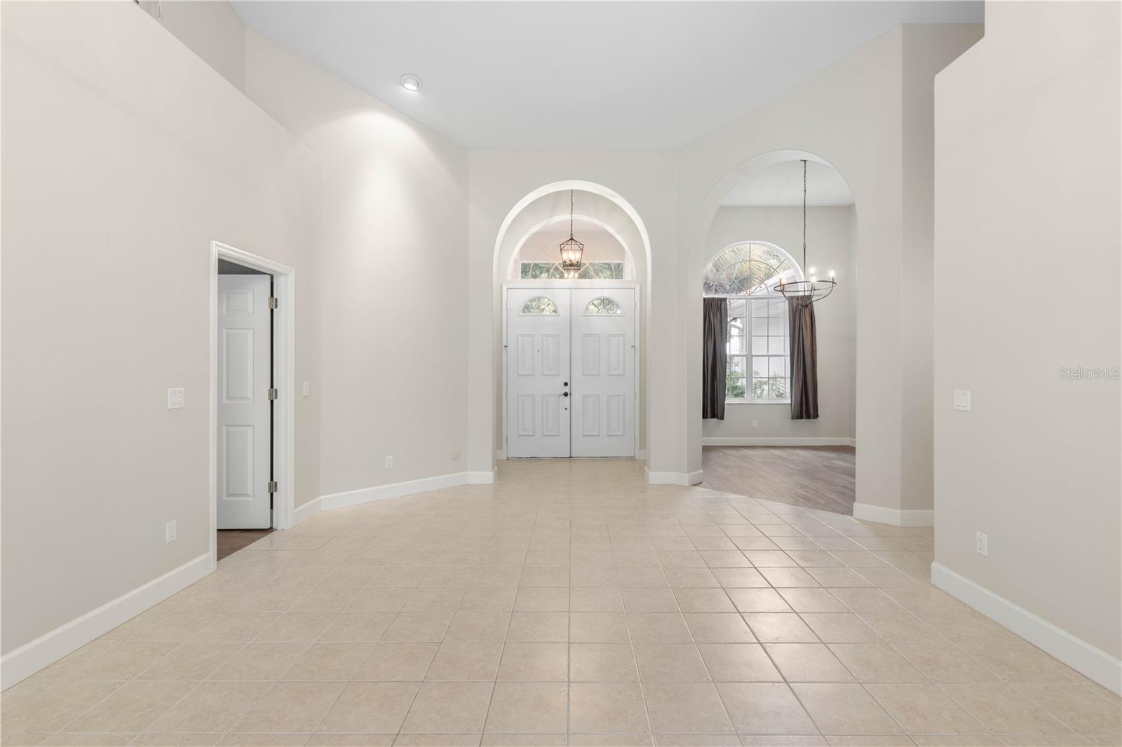 9 Via Verona Property Photo 9
