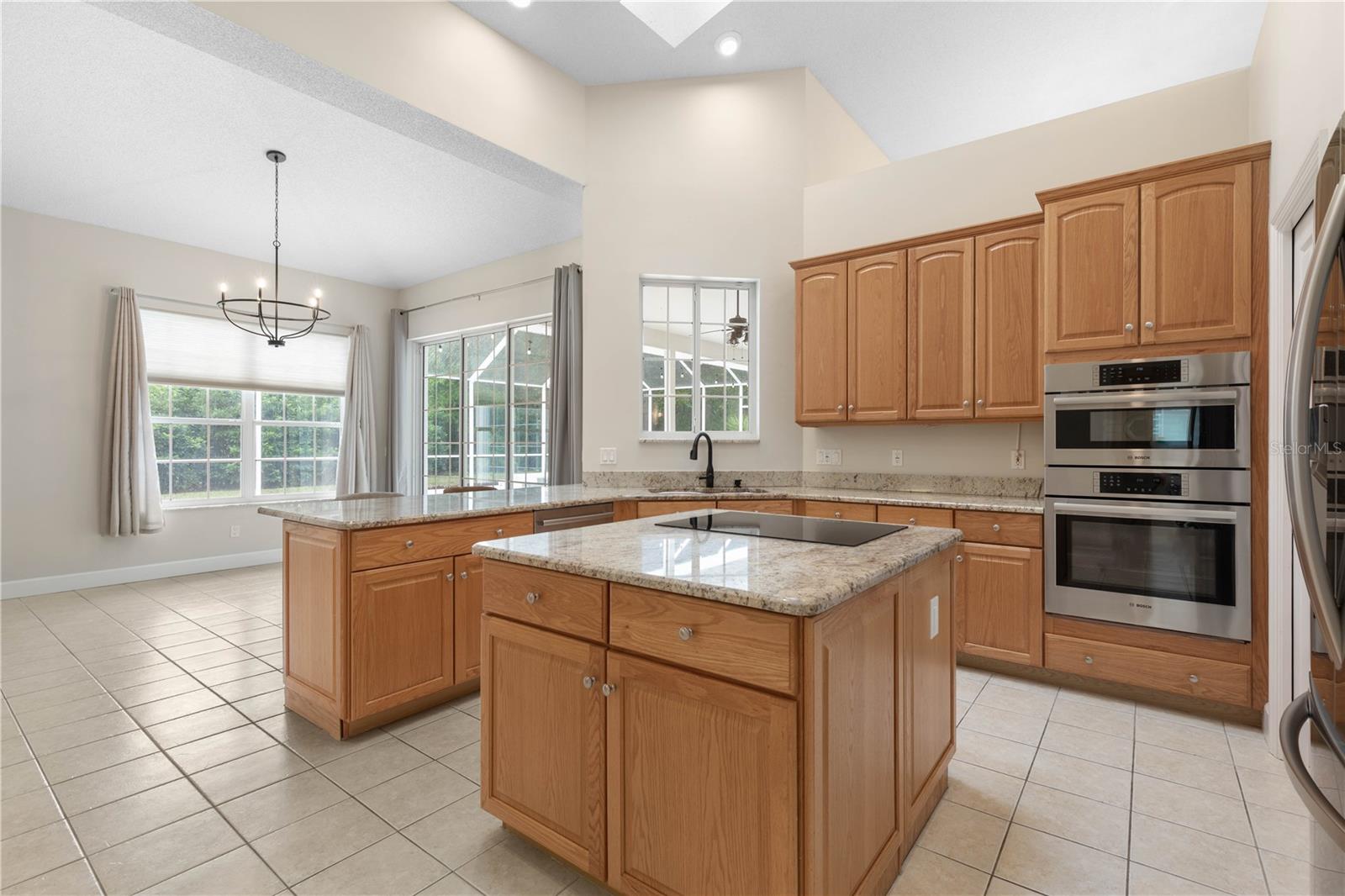 9 Via Verona Property Photo 21