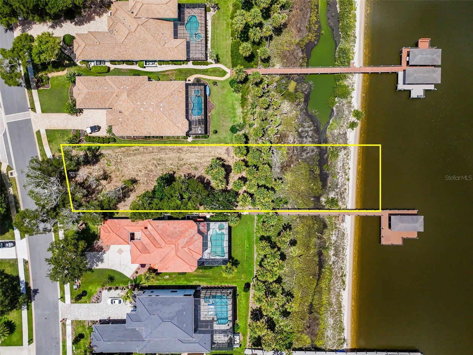 81 S Riverwalk Dr Property Photo 3