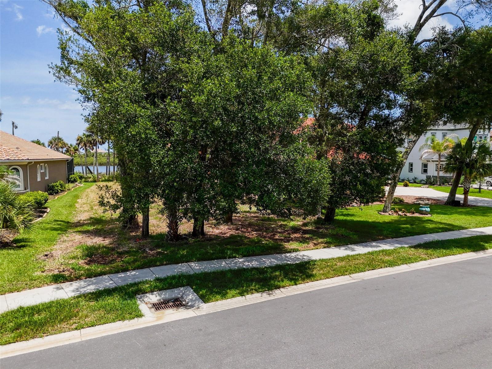 81 S Riverwalk Dr Property Photo 44