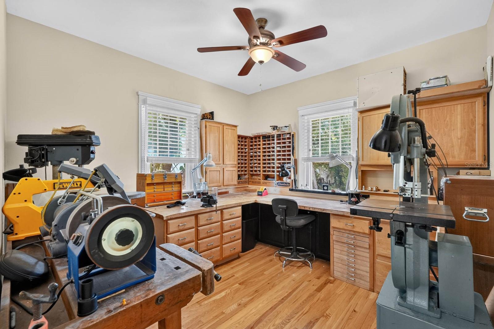 220 Riverview Blvd Property Photo 16