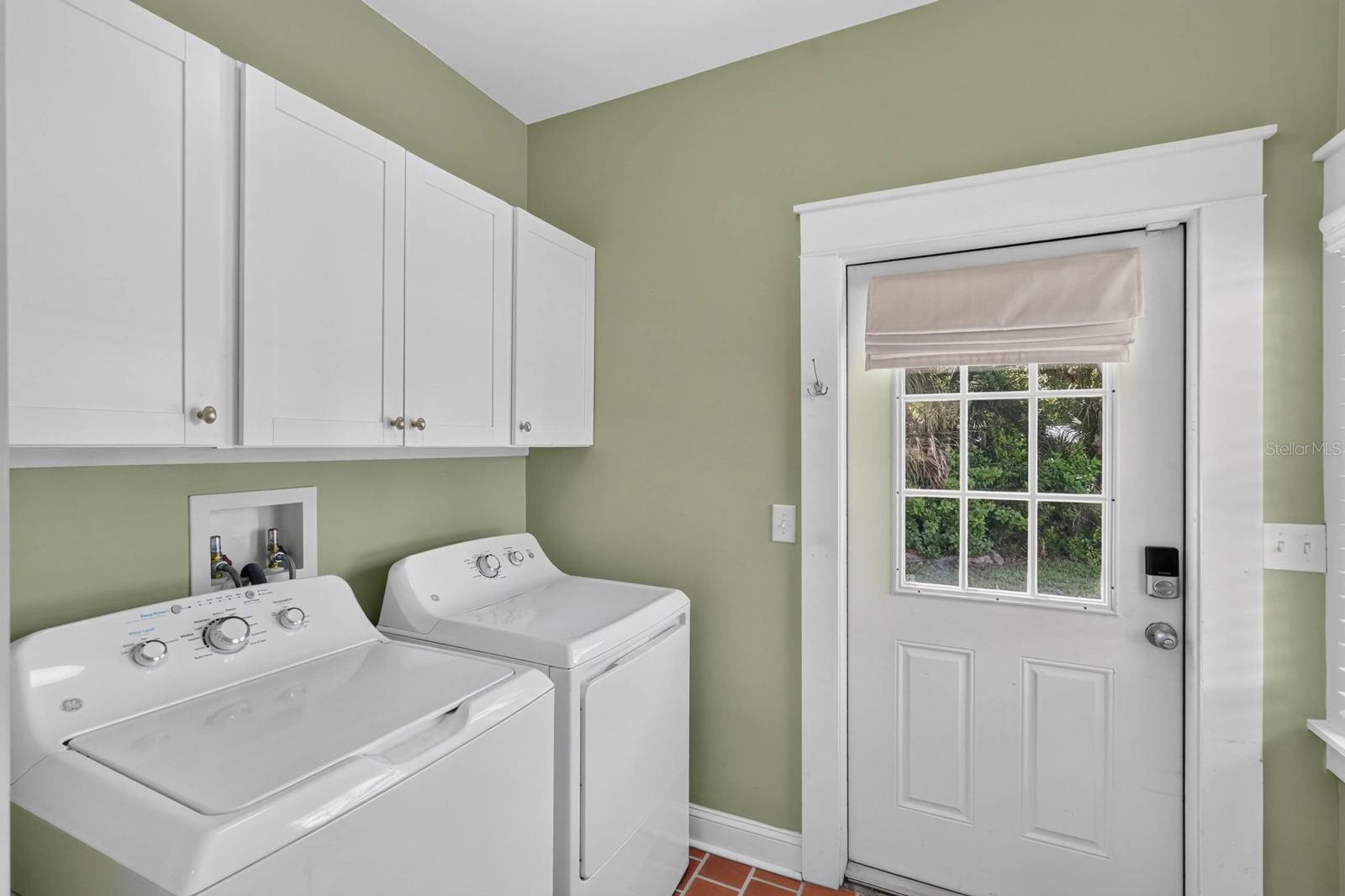 220 Riverview Blvd Property Photo 29