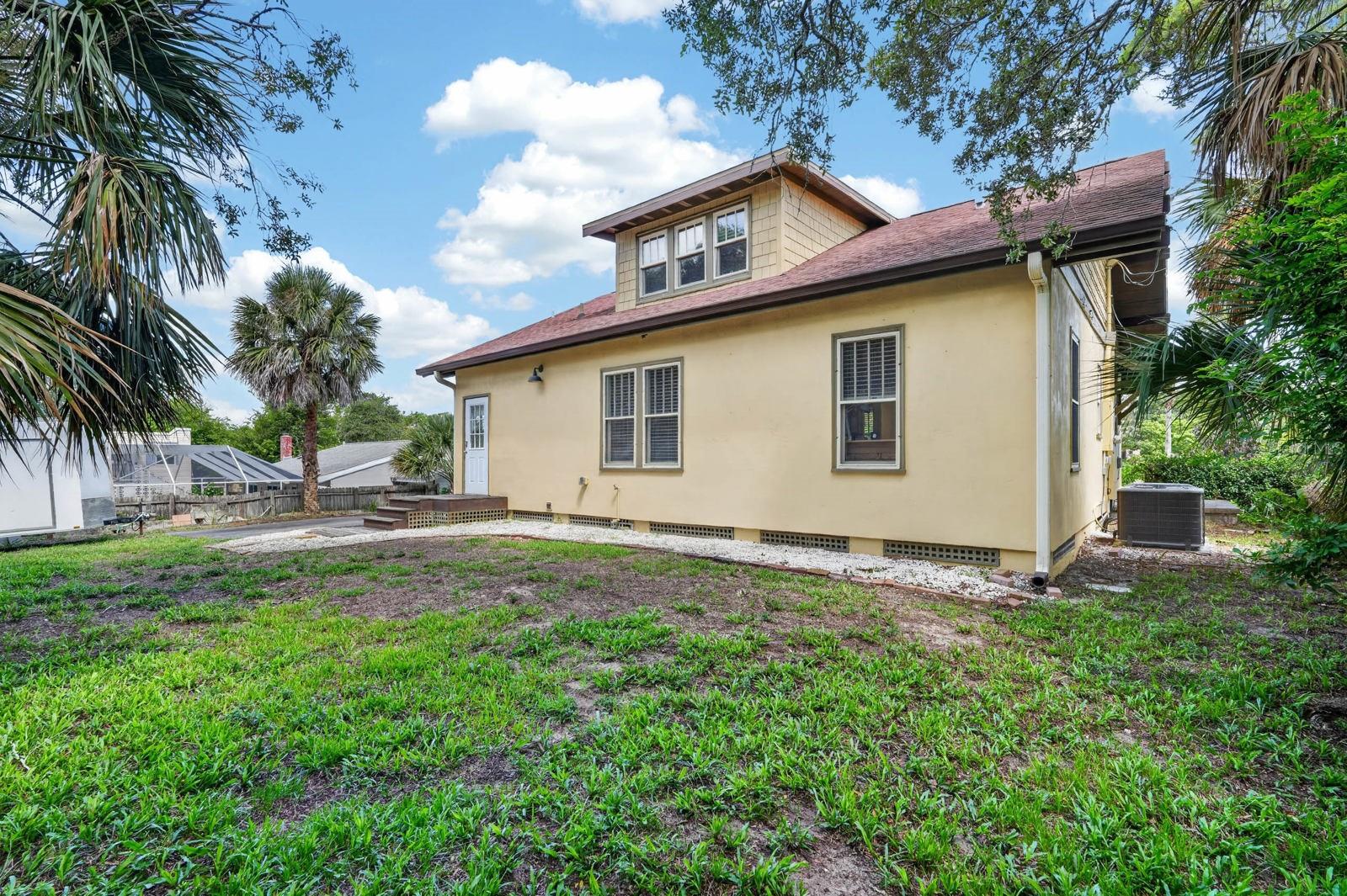 220 Riverview Blvd Property Photo 31