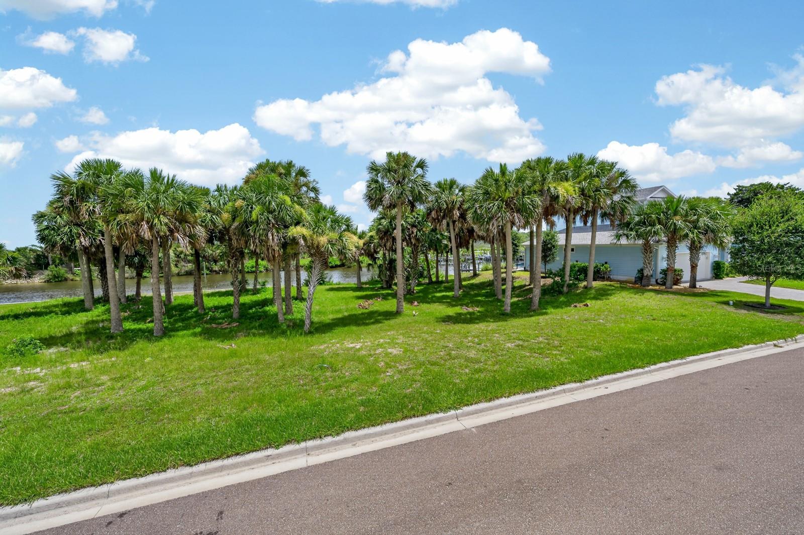 142 Seaside Pt Property Photo 14