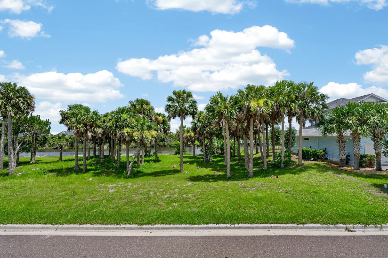 142 Seaside Pt Property Photo 15