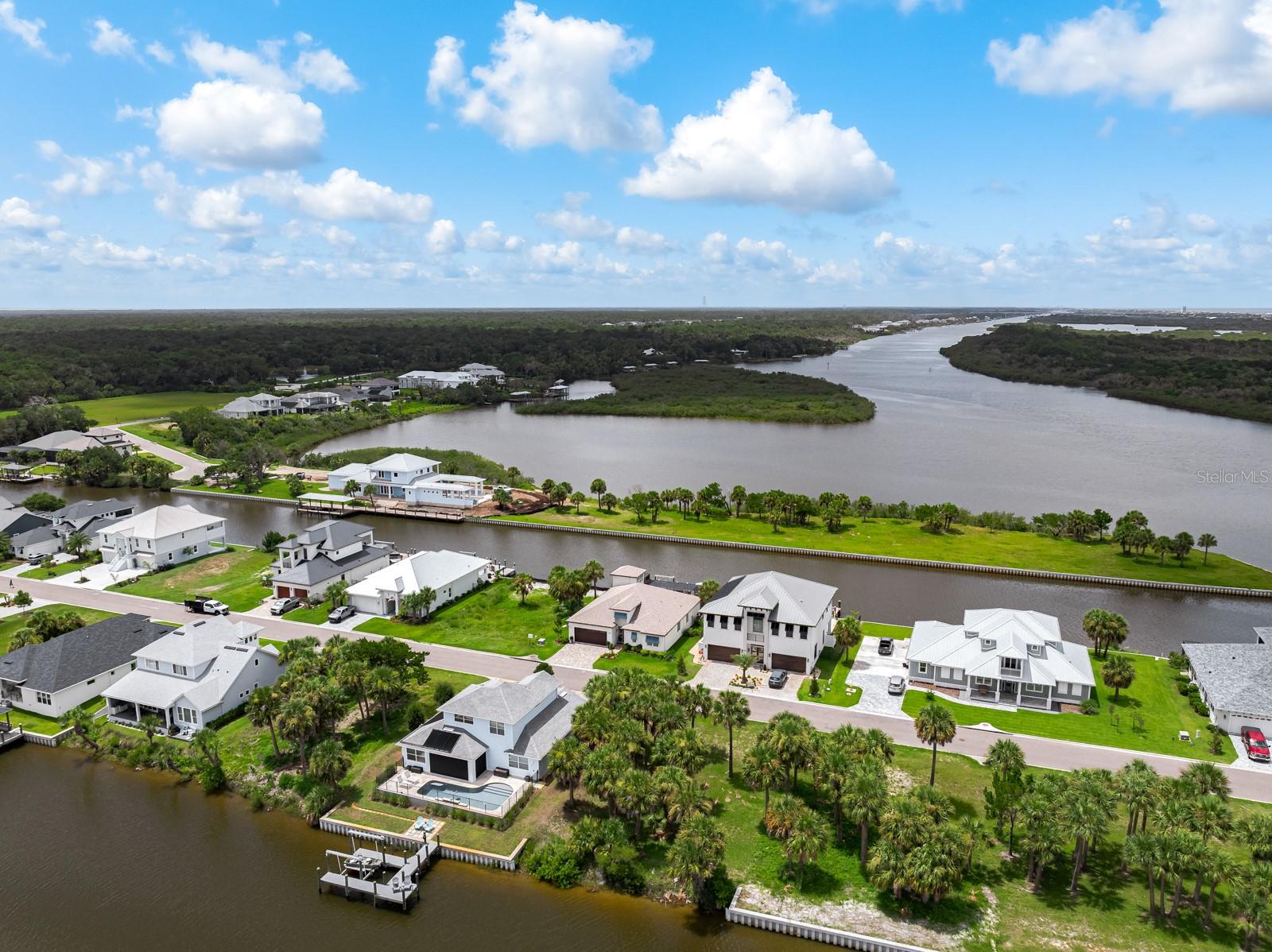 142 Seaside Pt Property Photo 25