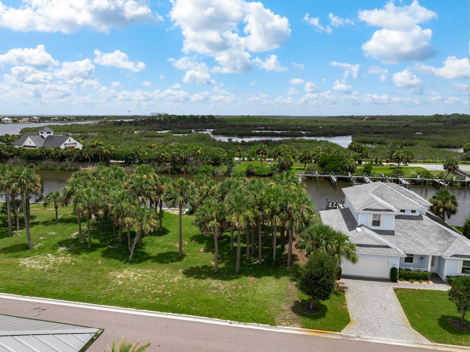 142 Seaside Pt Property Photo 38